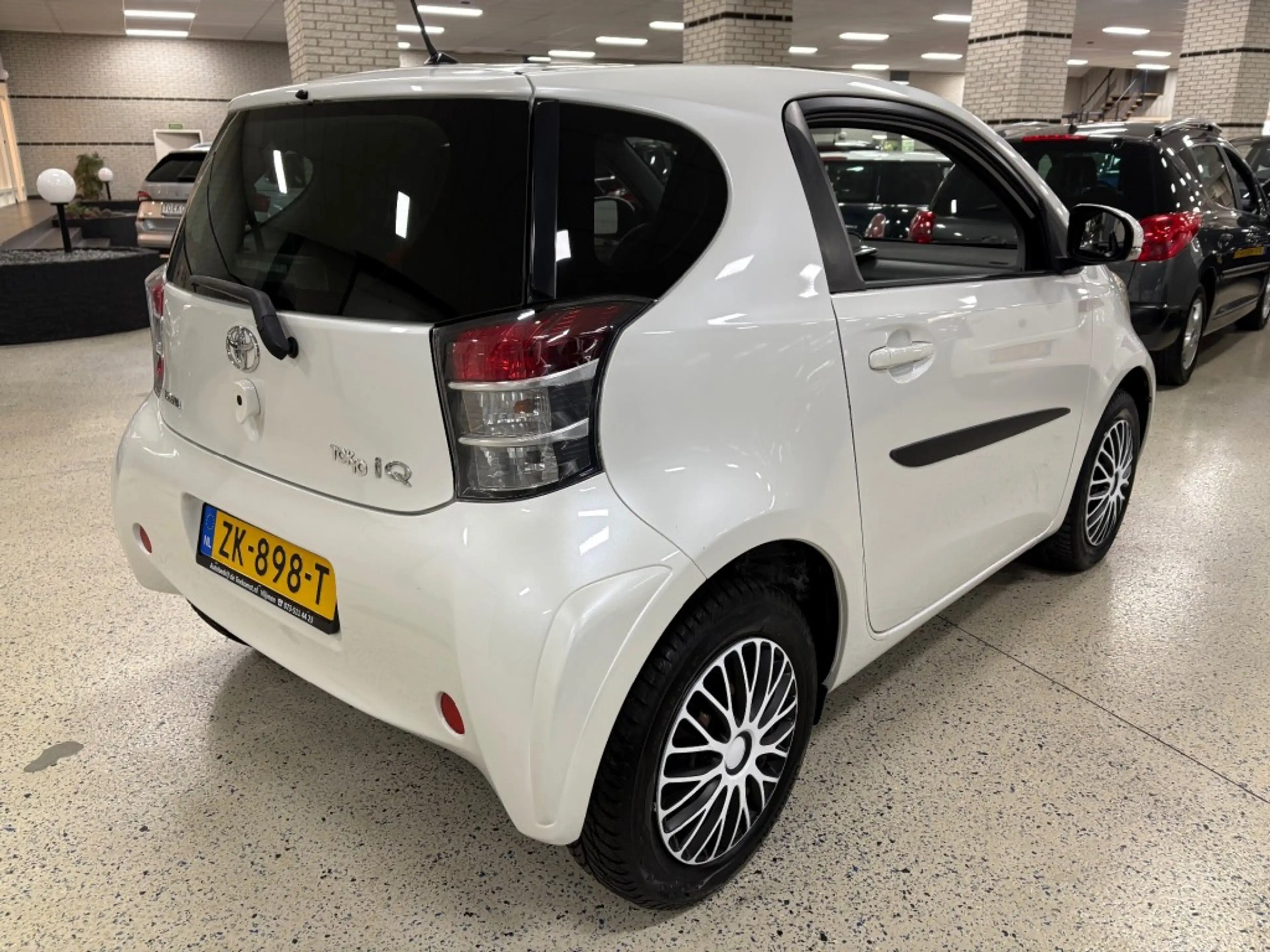 Toyota iQ 1.0 VVTI Stuurbekrachtiging Elec. Pakket AUX NAP — photo 14
