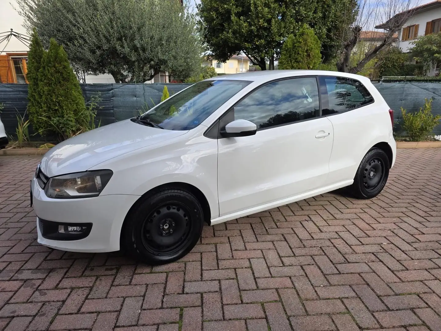 Volkswagen Polo 3p 1.6 tdi Comfortline - 1