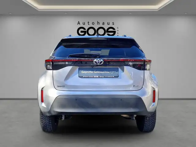 Toyota Yaris Cross view 4