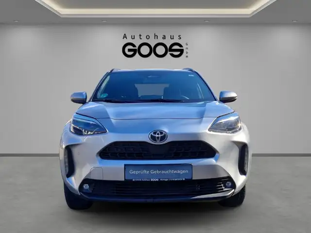Toyota Yaris Cross view 8