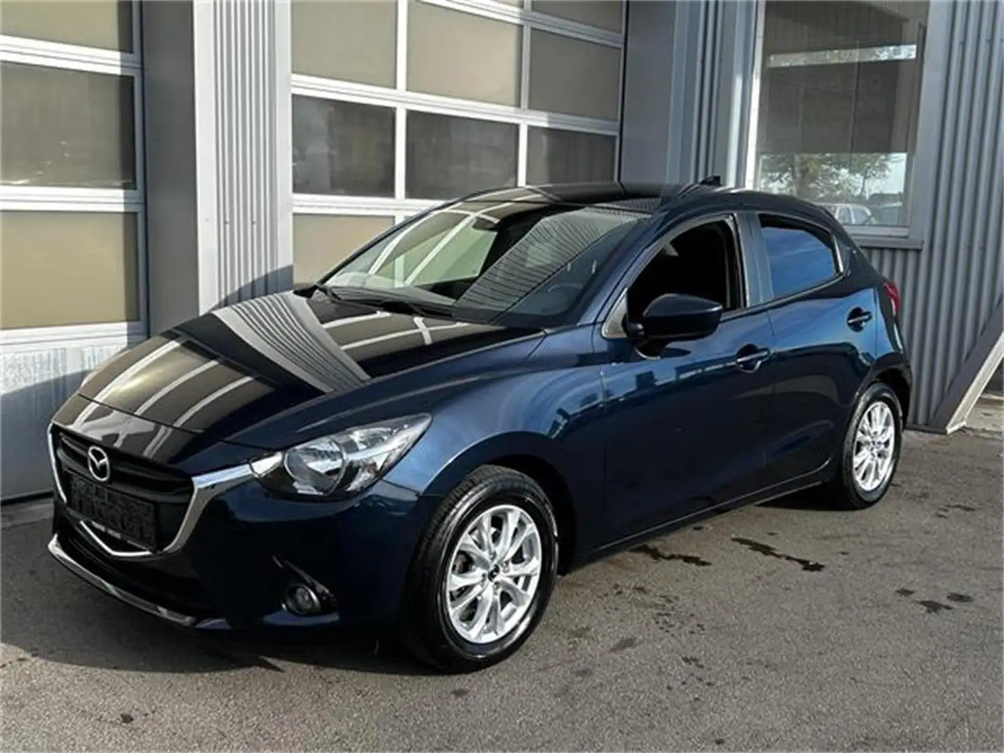Mazda 2 G75 Attraction mit Navigation Bleu - 1