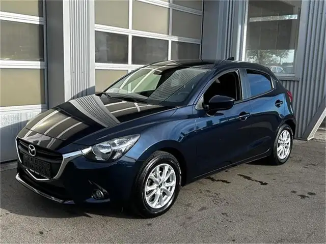 Mazda 2 G75 Attraction mit Navigation