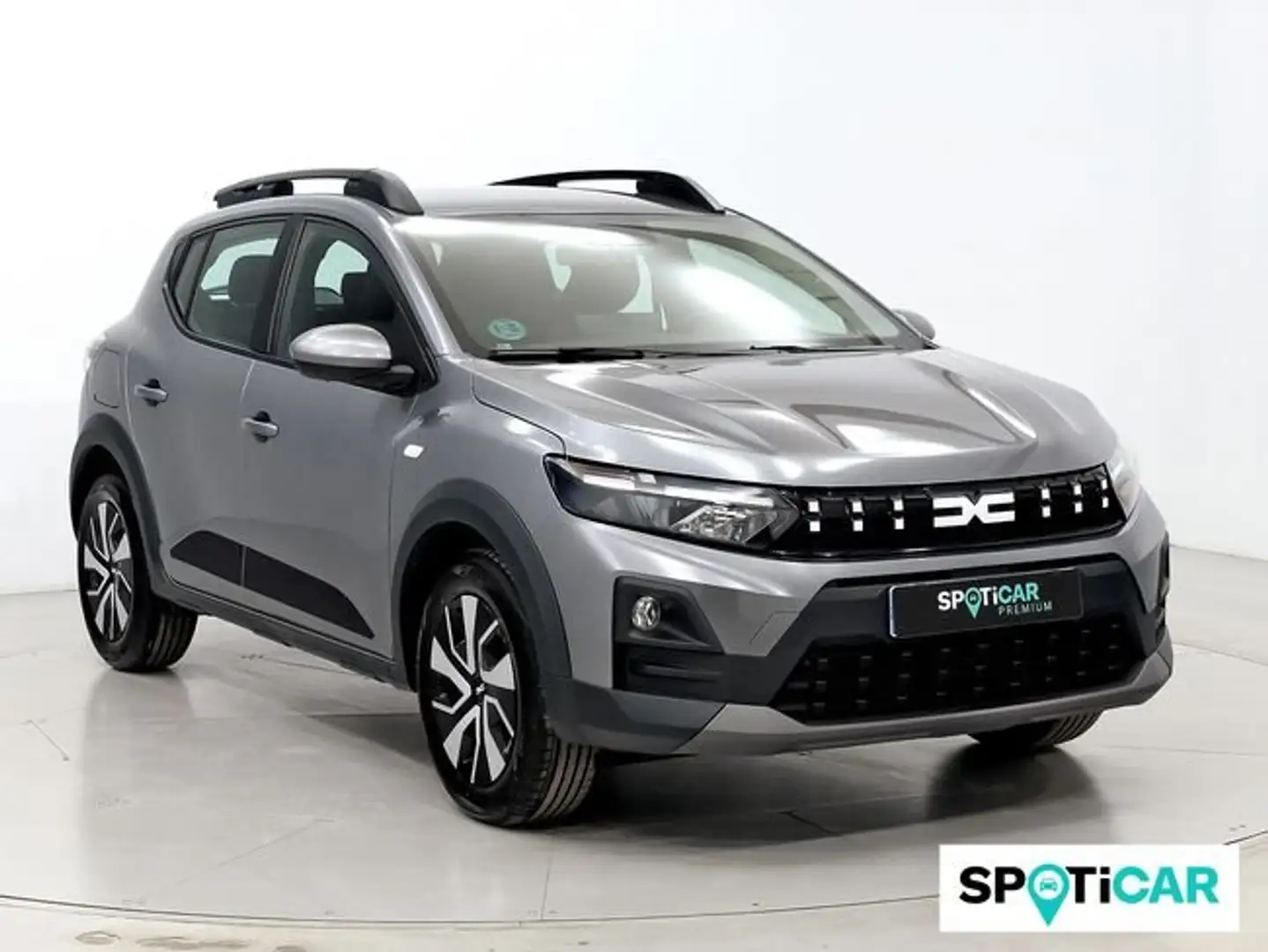 Dacia Sandero Stepway Expression TCe 110 Gris - 1