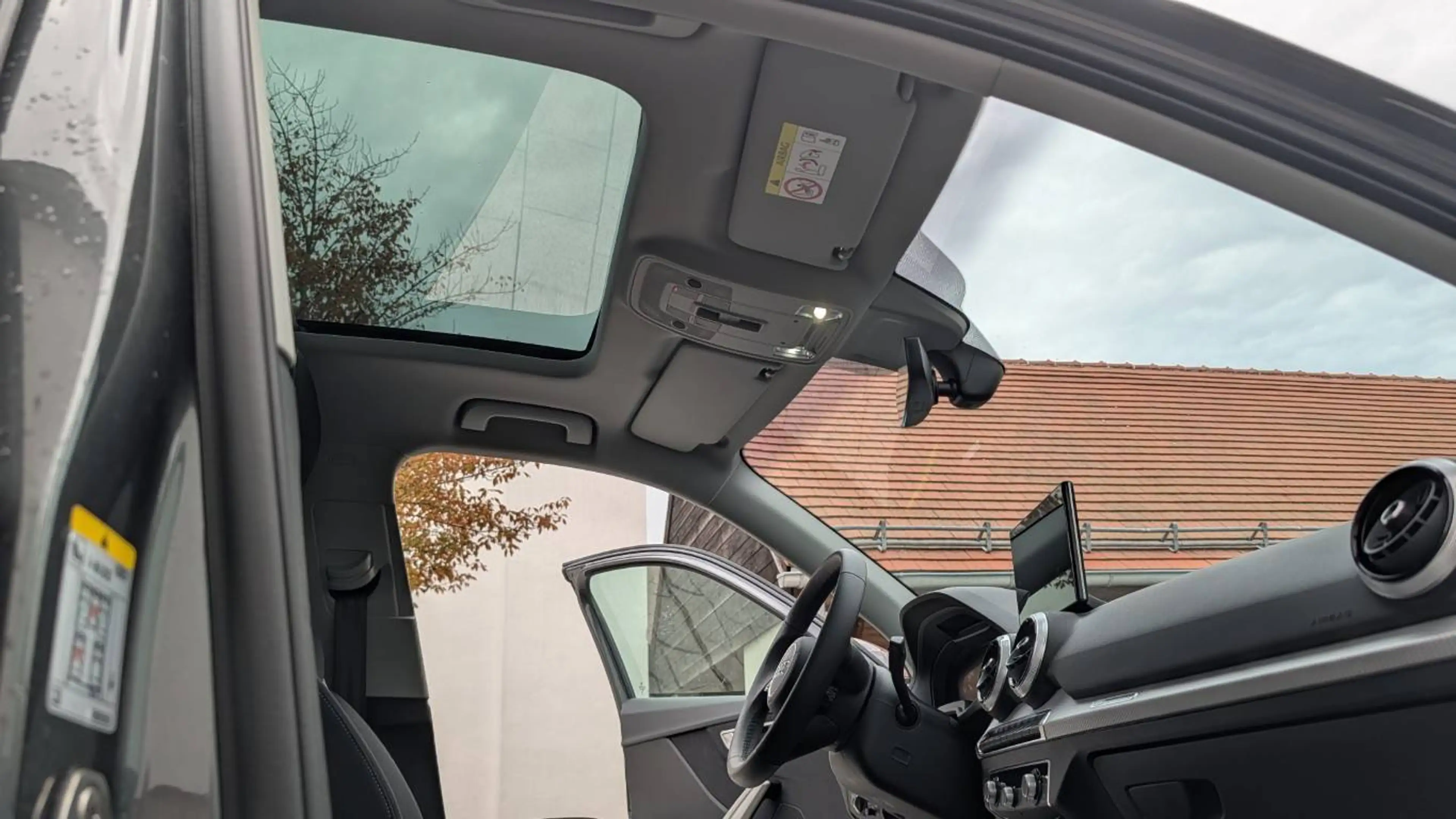 Audi Q2 35 TFSI S line | PANORAMA | Matrix | Keyless | Virtual | Adapt. Cruise Control | Rückfahrkamera — photo 8