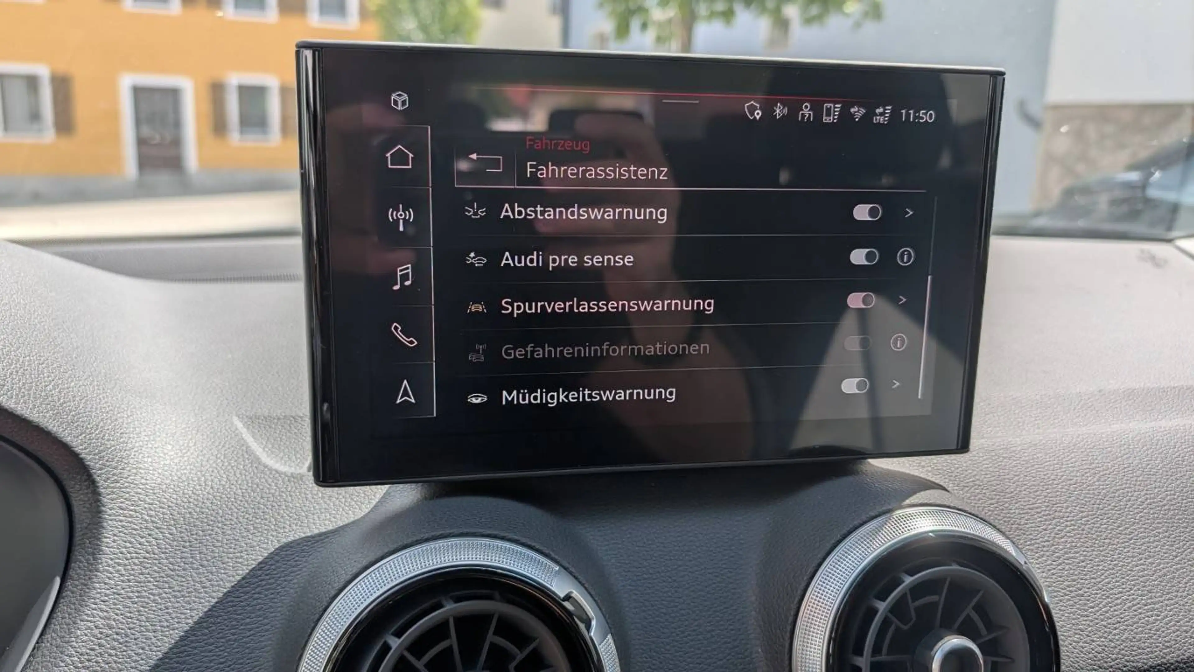 Audi Q2 35 TFSI S line | PANORAMA | Matrix | Keyless | Virtual | Adapt. Cruise Control | Rückfahrkamera — photo 22