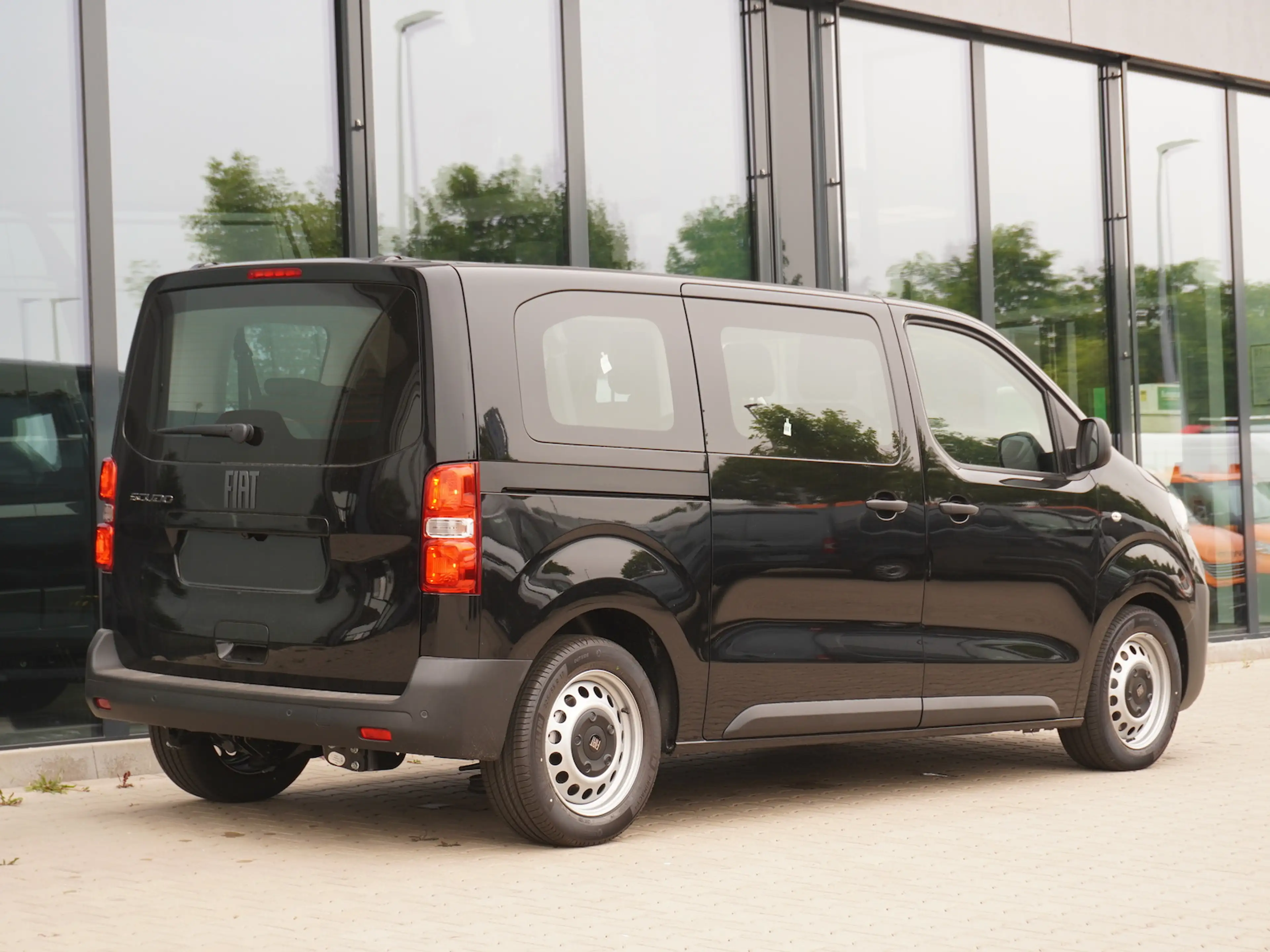 Fiat Scudo Kombi M 180 AT/ 9-Sitzer / AHK — photo 2