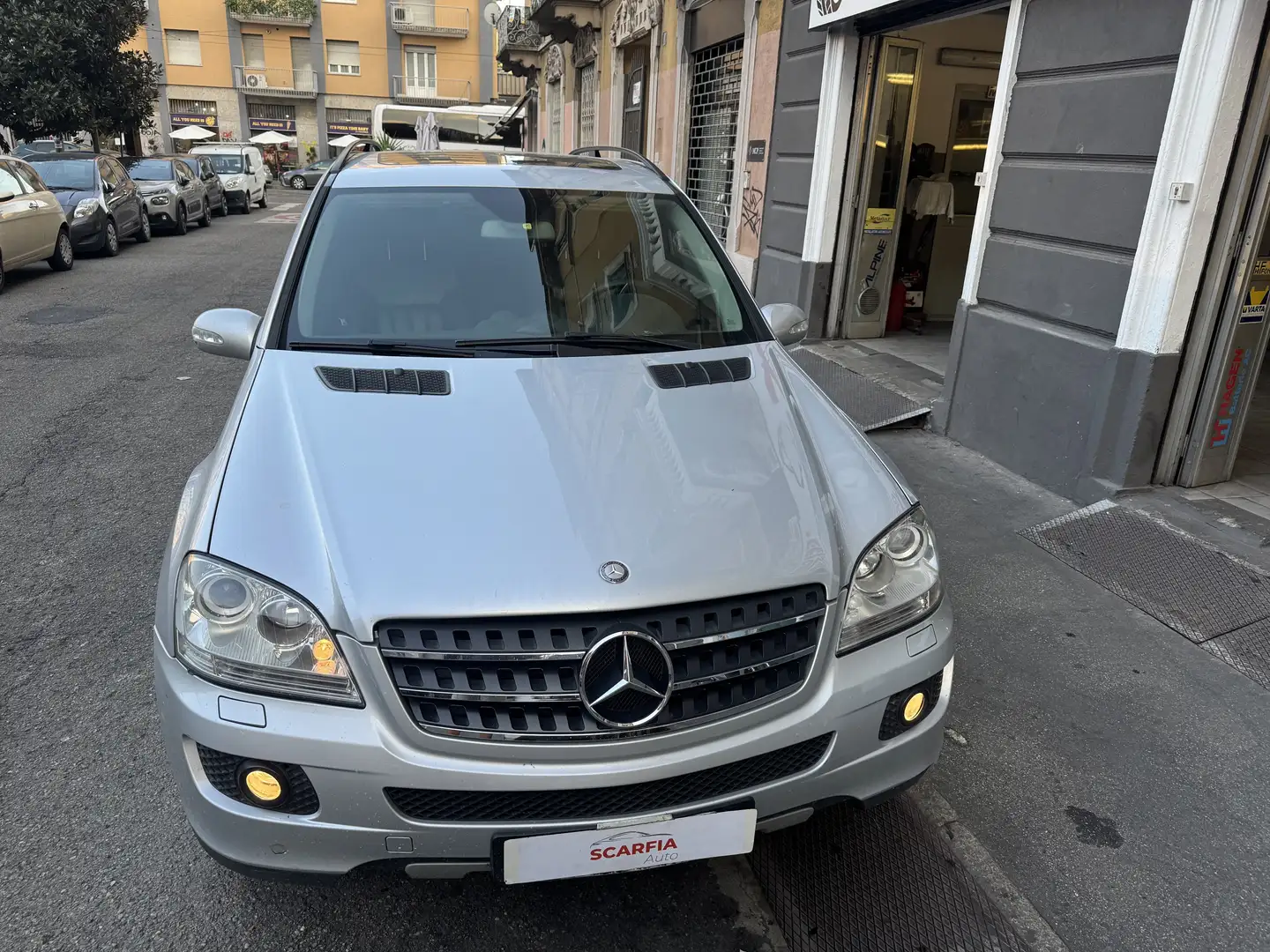 Mercedes-Benz ML 300 SPORT 3999€ - 2