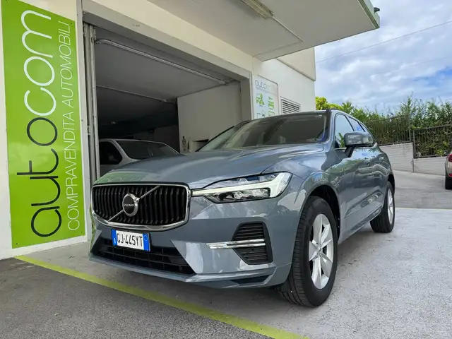 Volvo XC60 2.0 b4 mild-hybrid Momentum Pro AWD GEARTRONIC MY22 GARANZIA 24 MESI TAGLIANDI