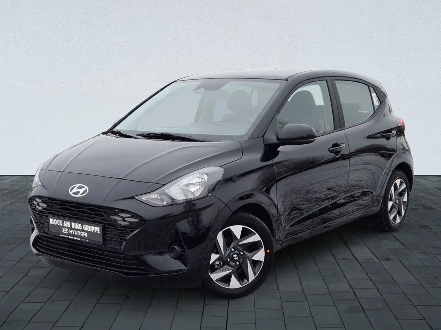 Hyundai i10 FL (MY25) 1.0 Benzin (63 PS) 5-MT 2WD Trend Schwarz - 1