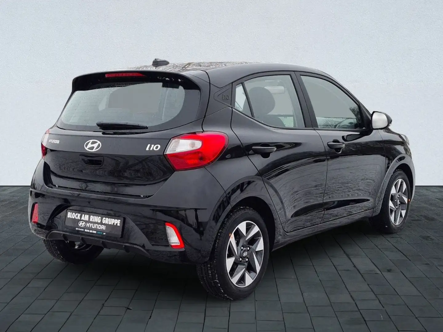 Hyundai i10 FL (MY25) 1.0 Benzin (63 PS) 5-MT 2WD Trend Schwarz - 2