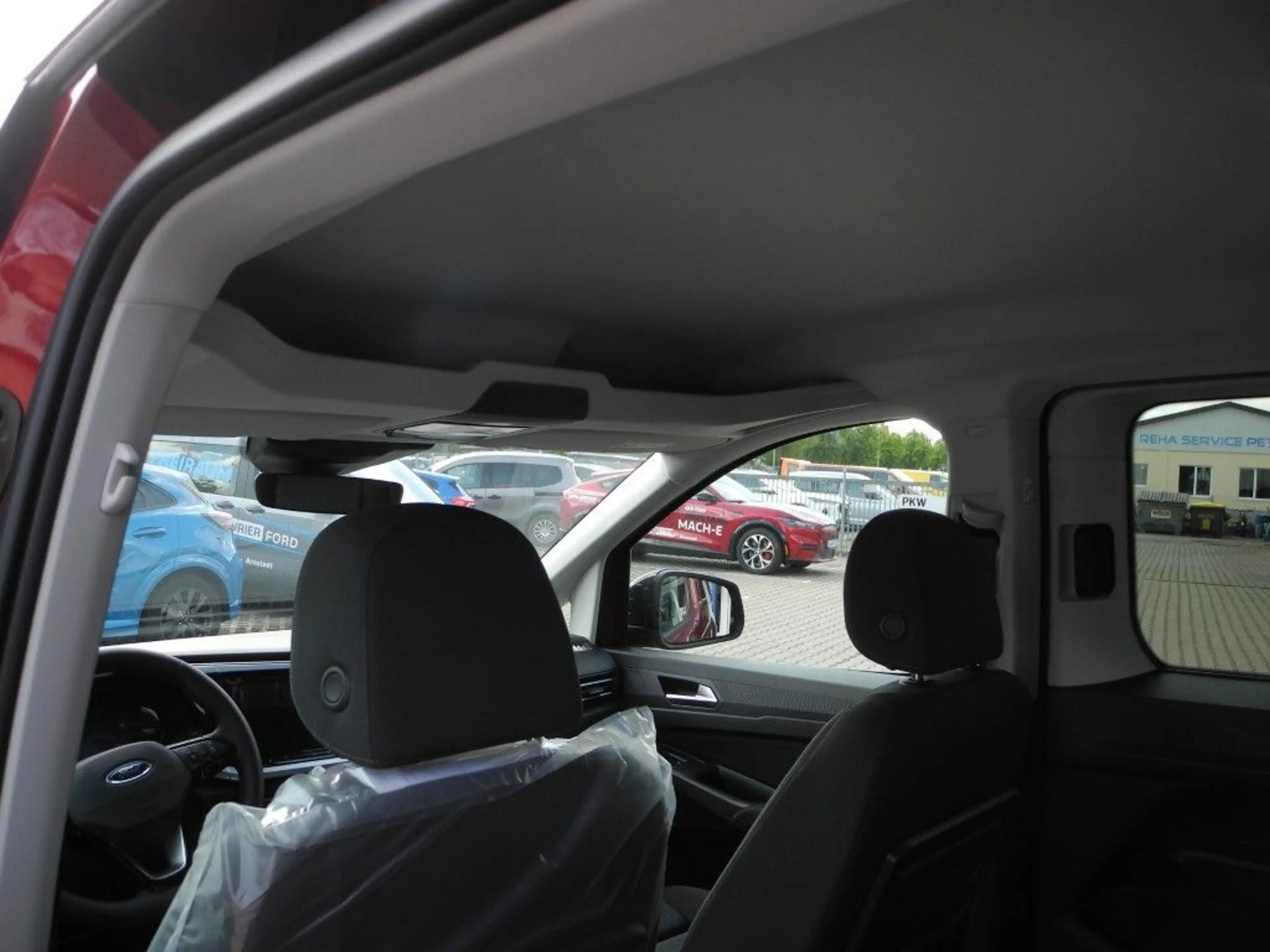Ford Tourneo Connect Grand 1.5 Aut. TITANIUM - LED, Ergo Sitze, Sitzh. — photo 10