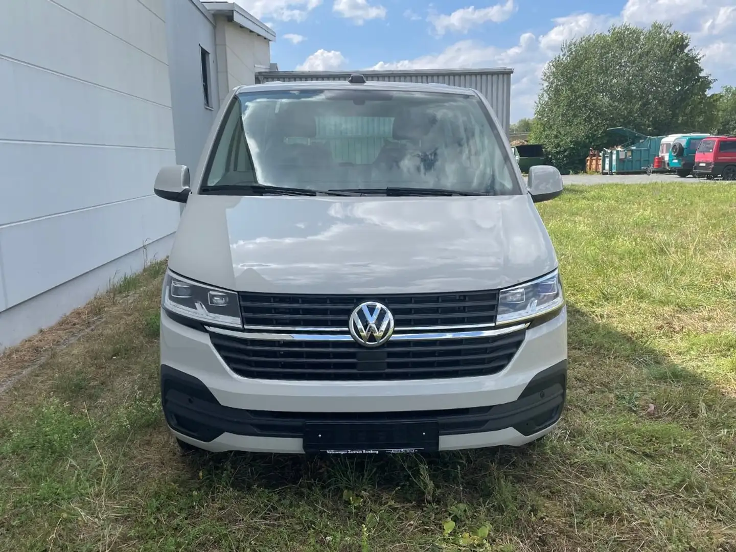 Volkswagen T6.1 Transporter Grau - 2