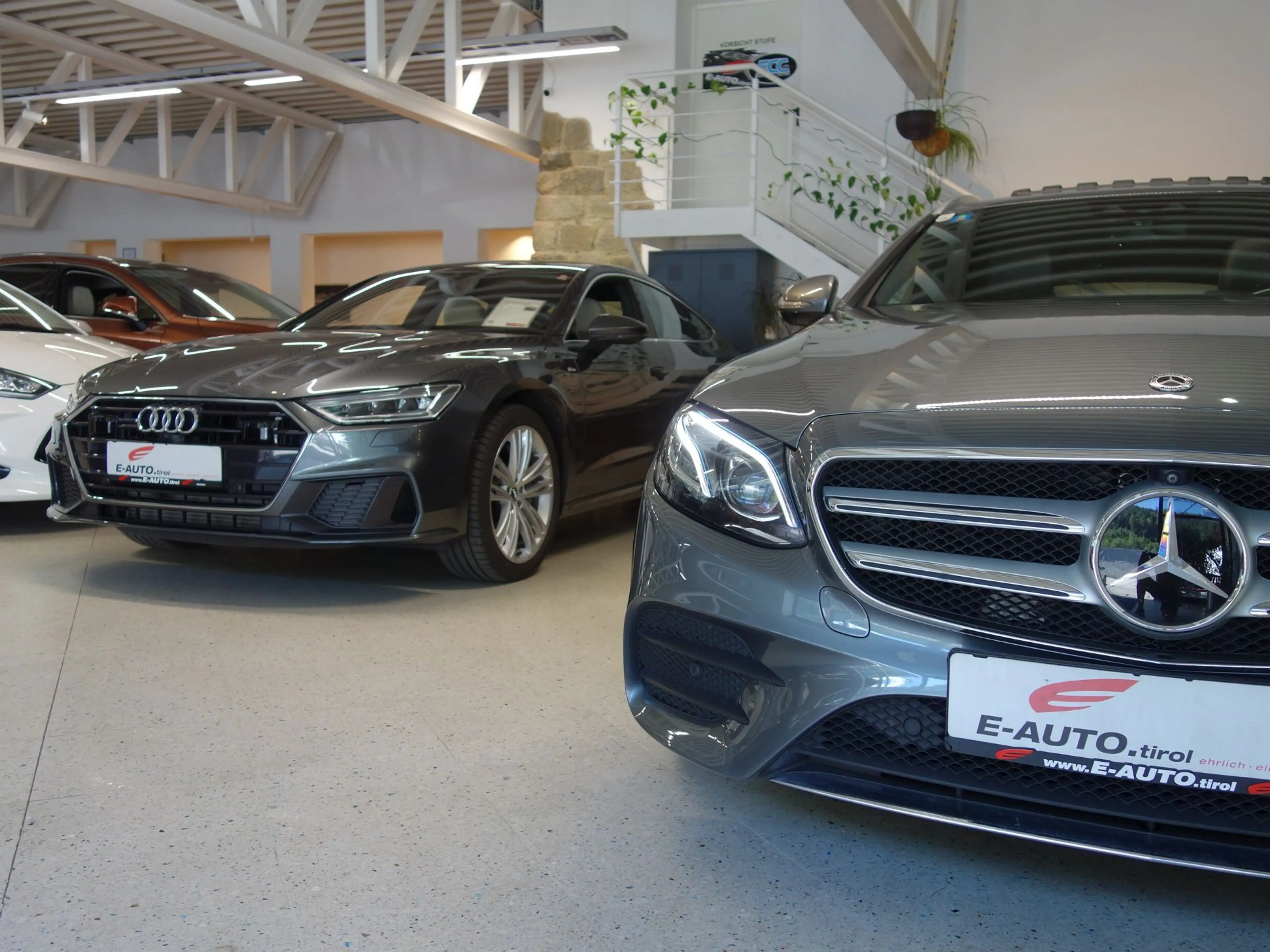 Mercedes-Benz E 350 d T V6 4M. Aut. *AMG SPORTPAKET *VOLL *BURMESTER — photo 2