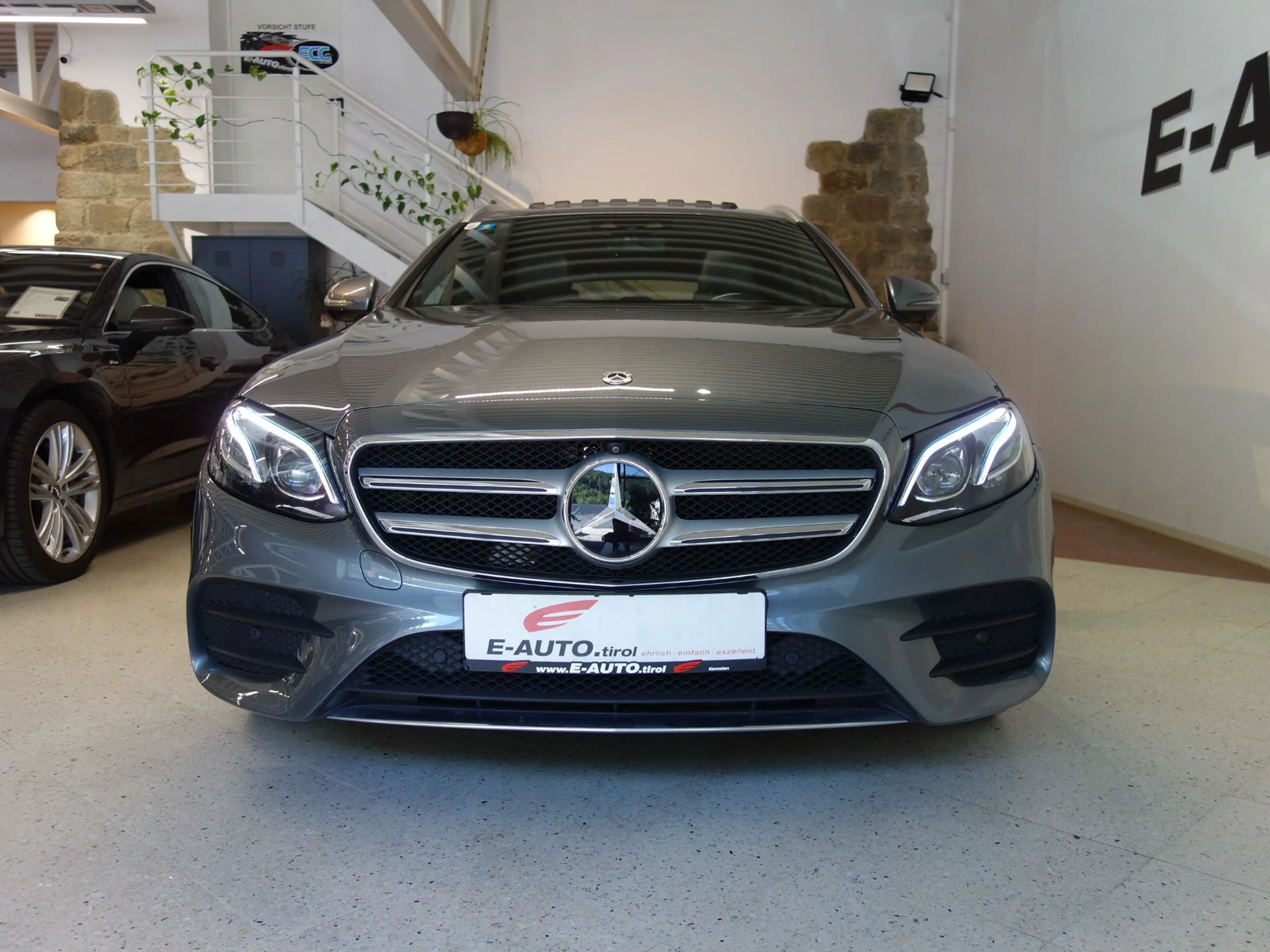 Mercedes-Benz E 350 d T V6 4M. Aut. *AMG SPORTPAKET *VOLL *BURMESTER — photo 4