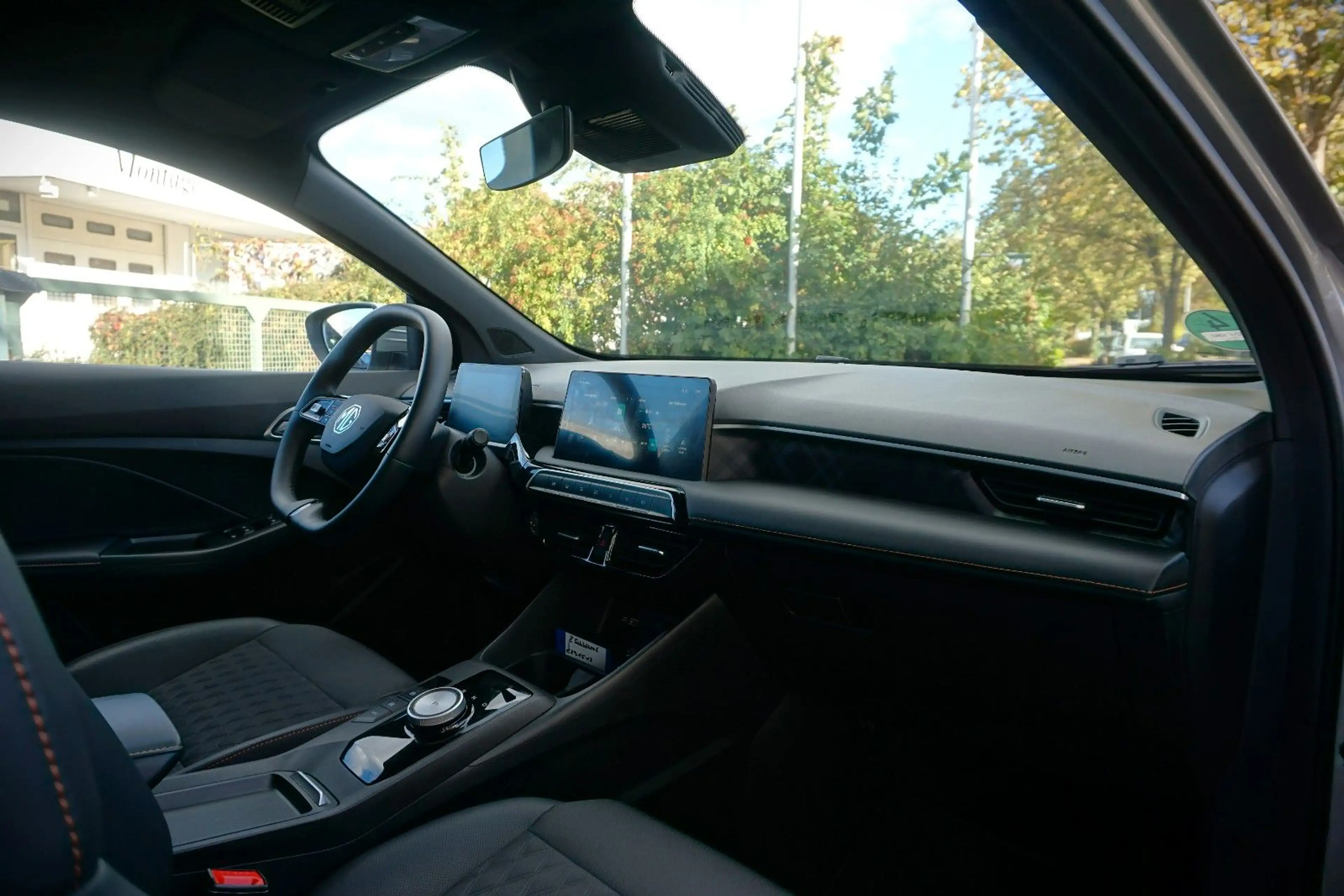 MG MG3 1.5 Hybrid+ 143 kW Luxury / 360° / ACC / — photo 12