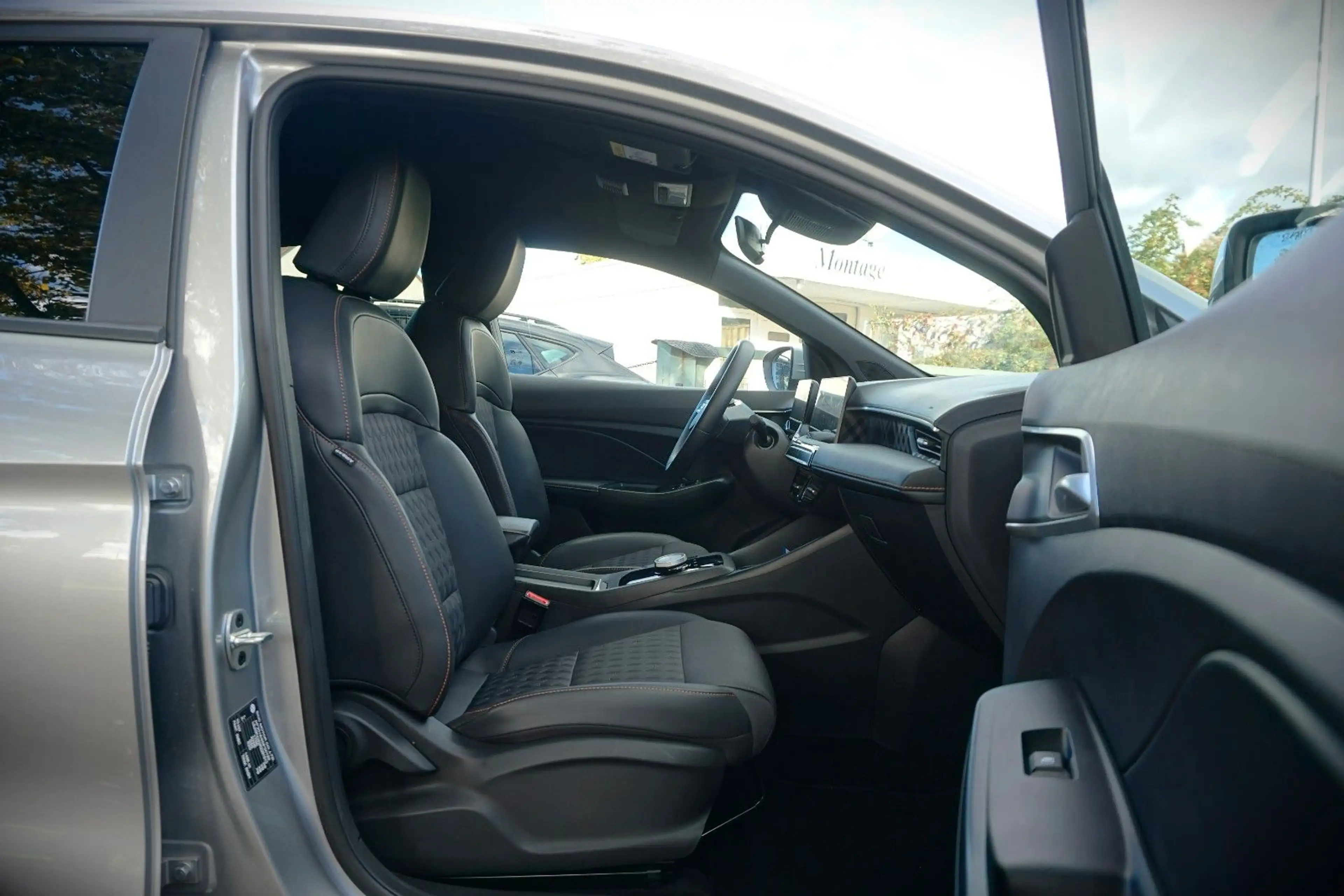 MG MG3 1.5 Hybrid+ 143 kW Luxury / 360° / ACC / — photo 13