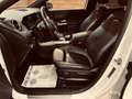 Mercedes-Benz GLA 200 200d 8G-DCT Blanc - thumbnail 25