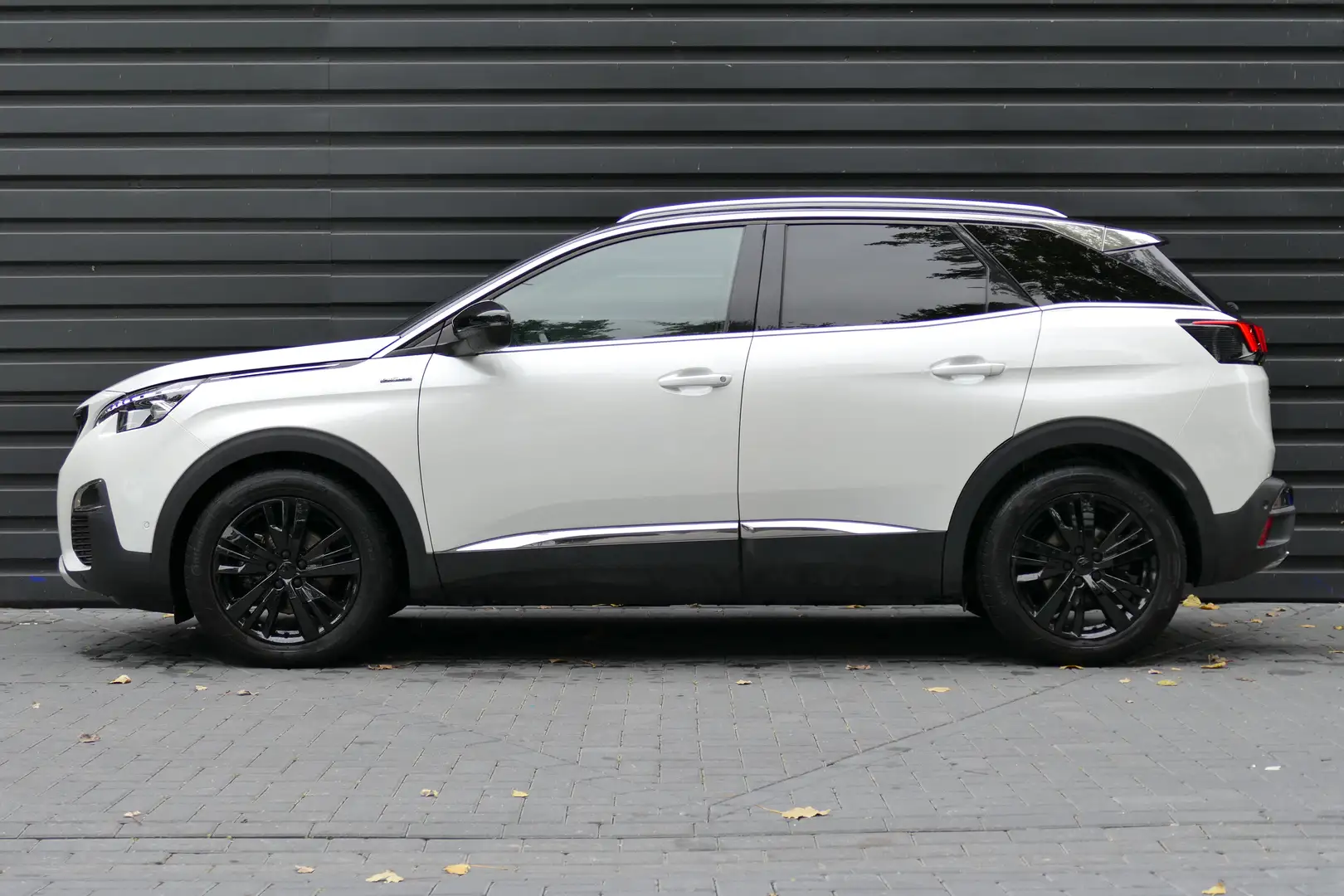 Peugeot 3008 1.6 E-THP 165PK GT-LINE AUTOMAAT / NAVI / LEDER / Blanc - 2