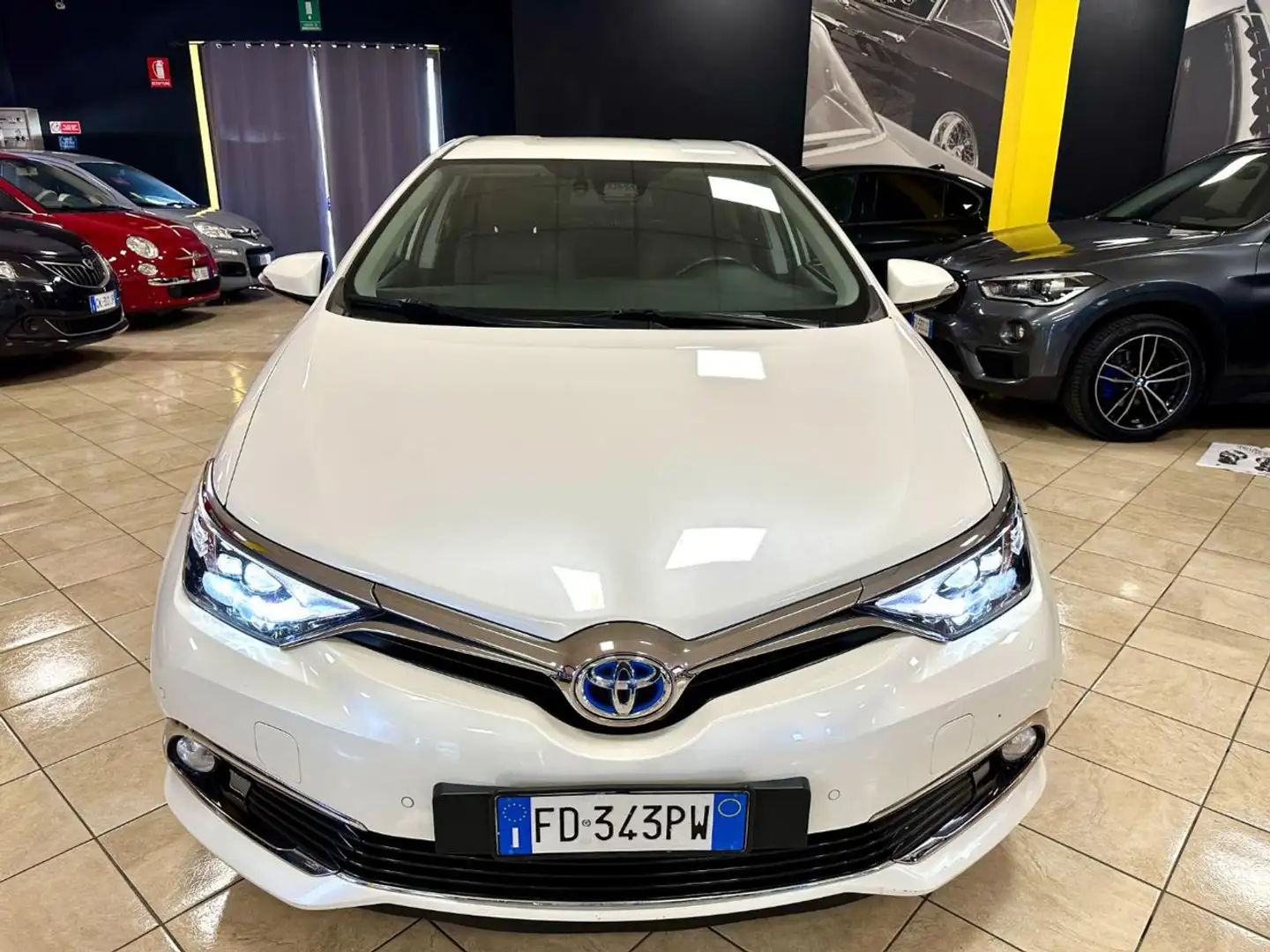 Toyota Auris 1.8 Hybrid XENO LED NAVI AUTOMATICO TAGLIANDI OK Blanc - 2