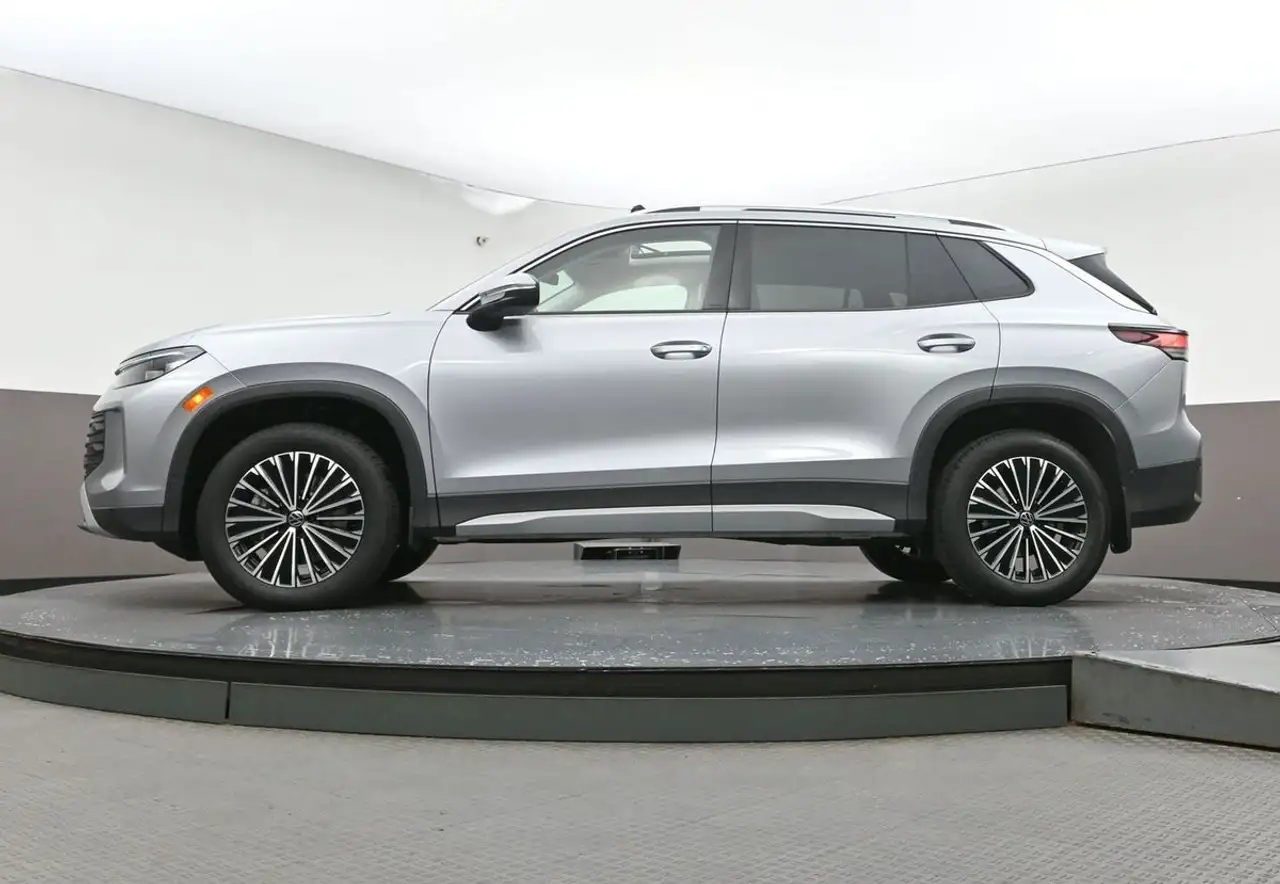 Volkswagen Tiguan снимка Volkswagen Tiguan