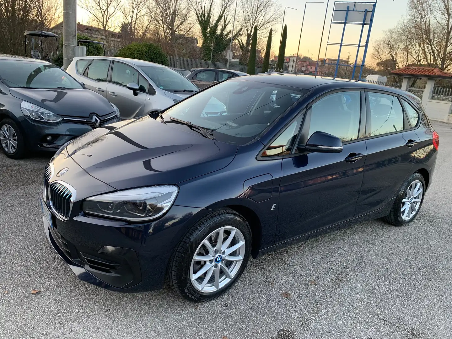 BMW 225 xe F45 Serie 2 Active Tourer iPerformance Business Blau - 1