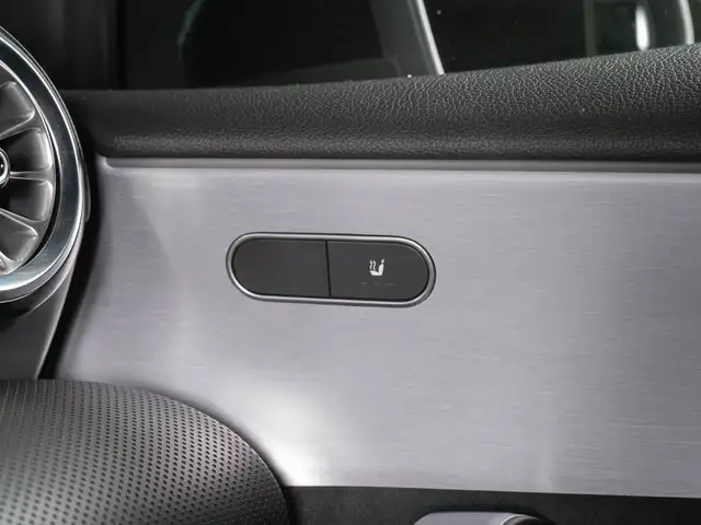 Mercedes-Benz A-Class view 15