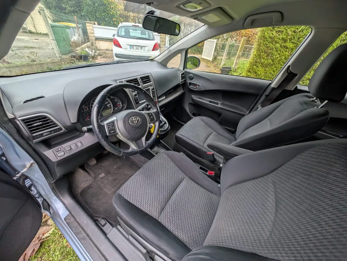 Toyota Verso-S 90+D-4D+FAP+Dynamic Albastru - 1