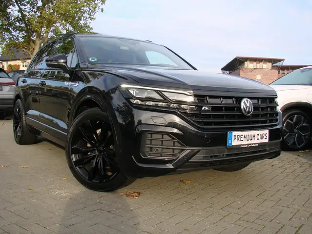 Volkswagen Touareg 3.0 TDi R Line SHZ Matrix ACC Pano AHK Luftfederun