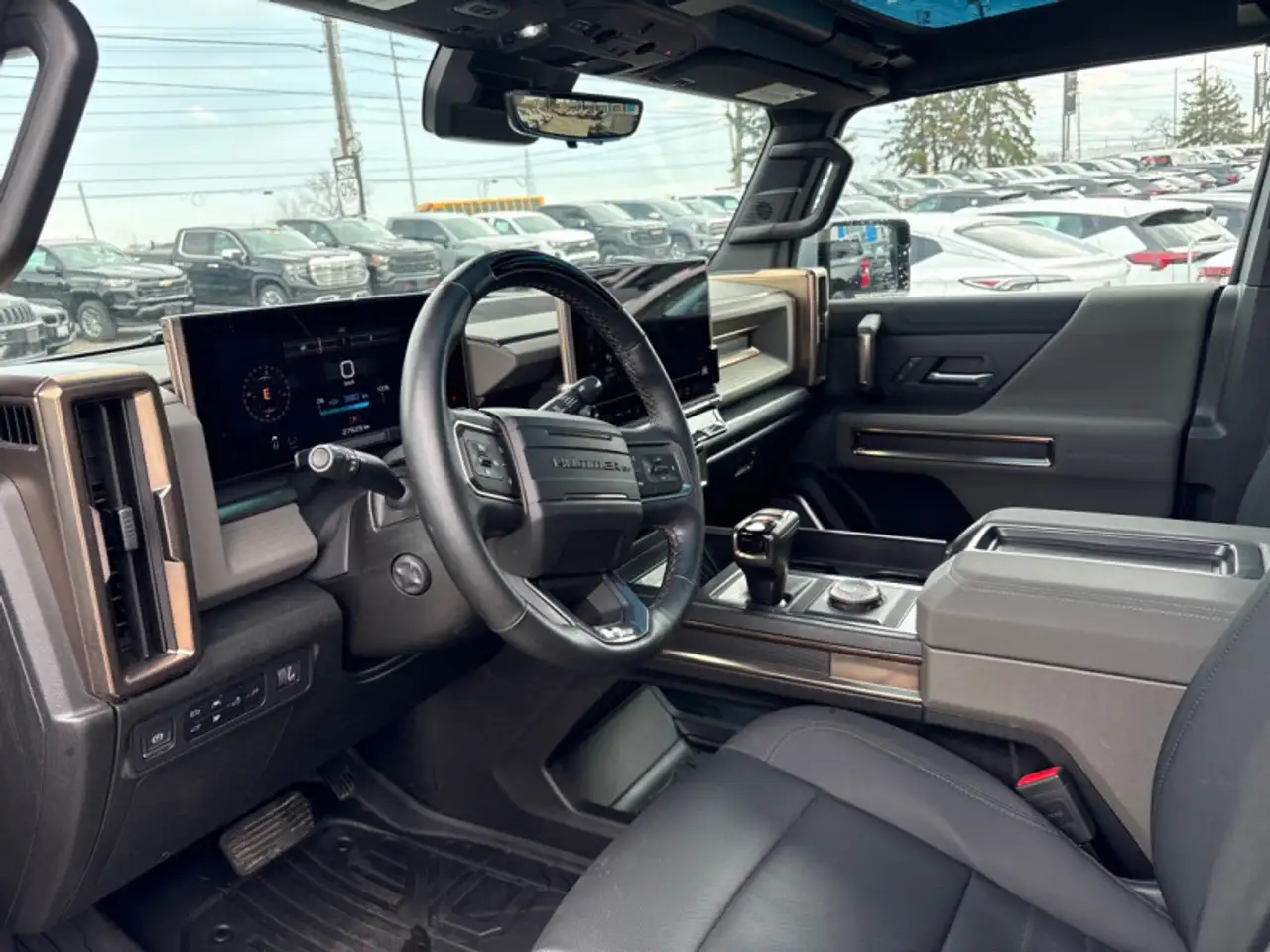 GMC HUMMER EV Pickup снимка GMC HUMMER EV Pickup