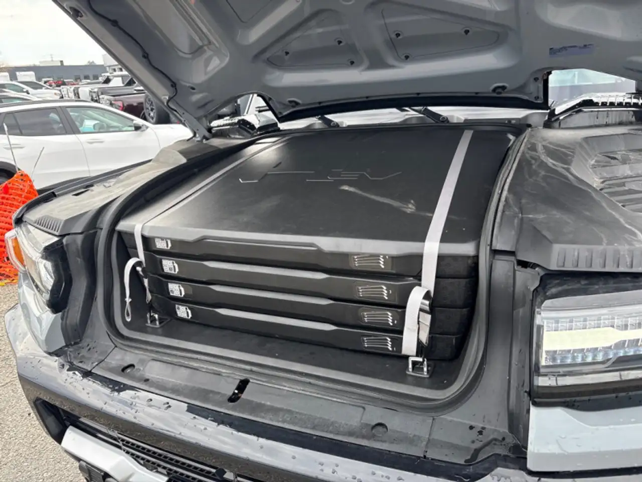 GMC HUMMER EV Pickup снимка GMC HUMMER EV Pickup