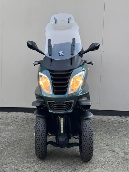 Peugeot Metropolis - foto 7