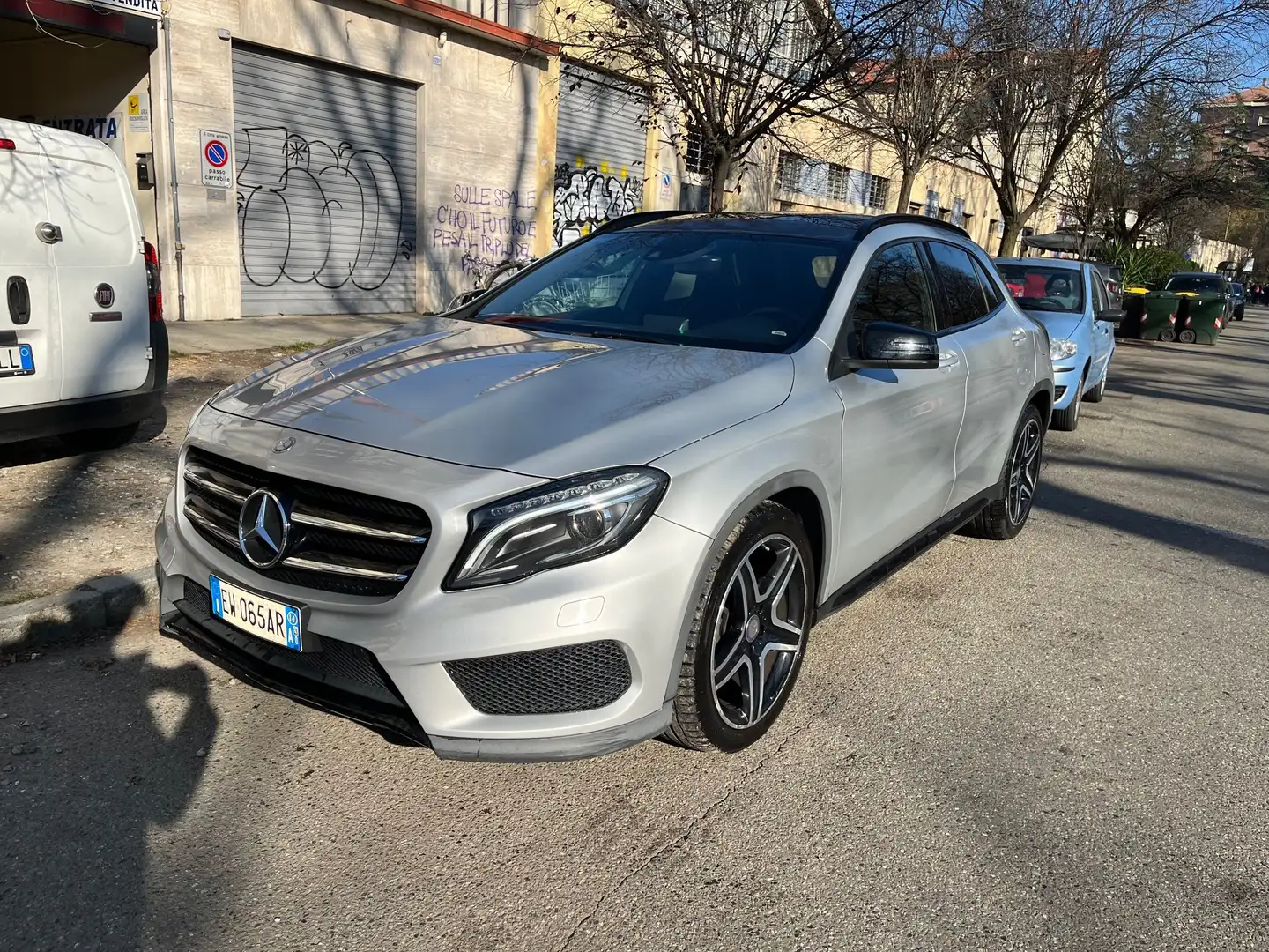 Mercedes-Benz GLA 250 GLA 250 Premium 4matic auto Argento - 2