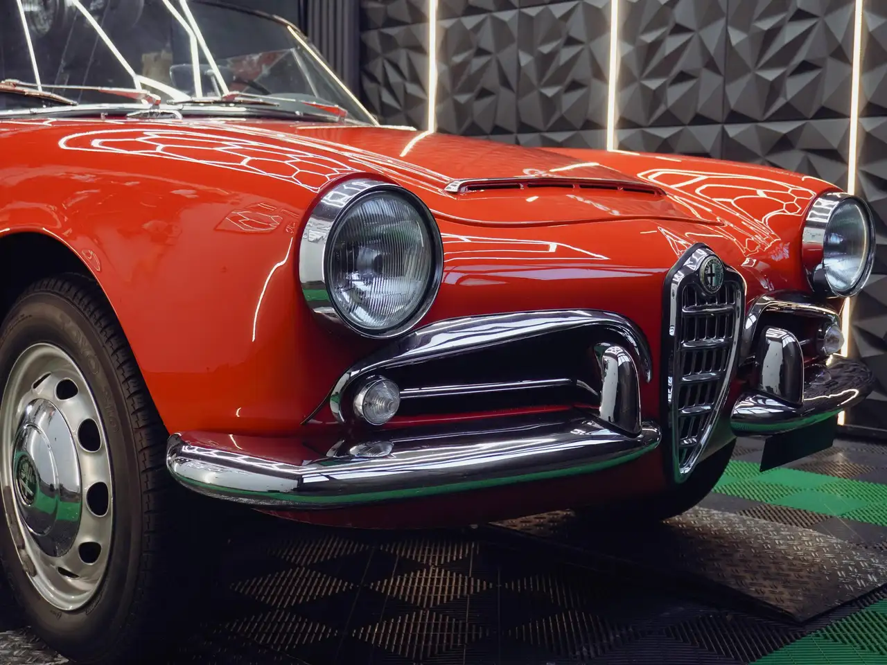 Alfa Romeo Giulia Spider 1600 veloce, Baureihe 101.23, foto 4