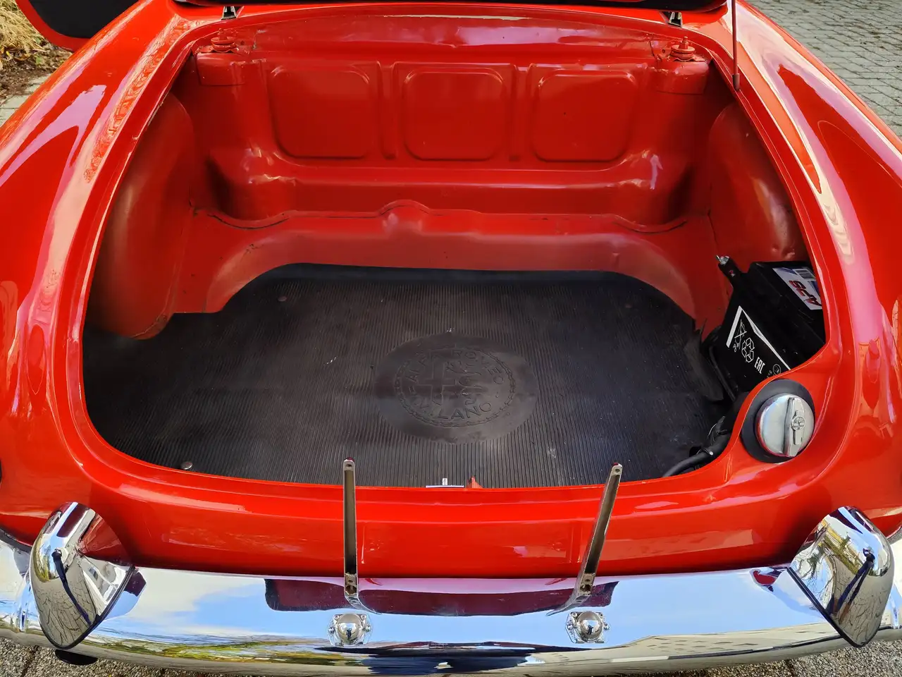 Alfa Romeo Giulia Spider 1600 veloce, Baureihe 101.23, foto 12