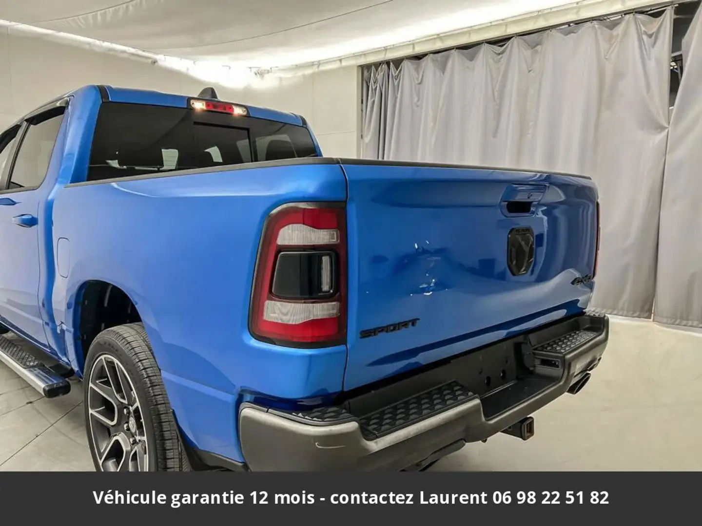 Dodge RAM Sport Night 12P 5.7L 4x4 Tout compris hors homolog Bleu - 2