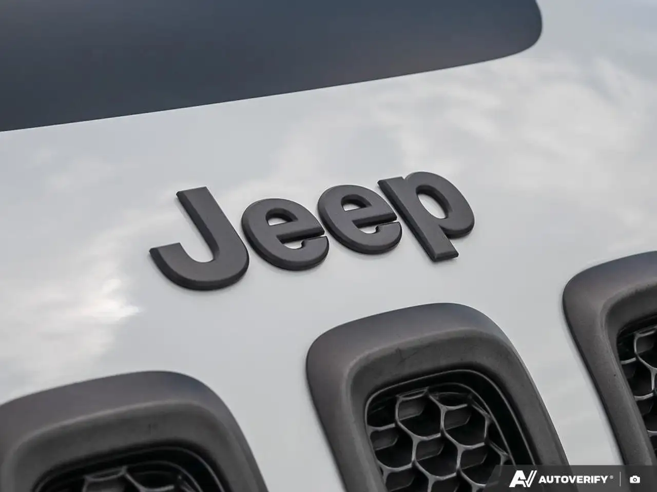 Jeep Cherokee photo Jeep Cherokee