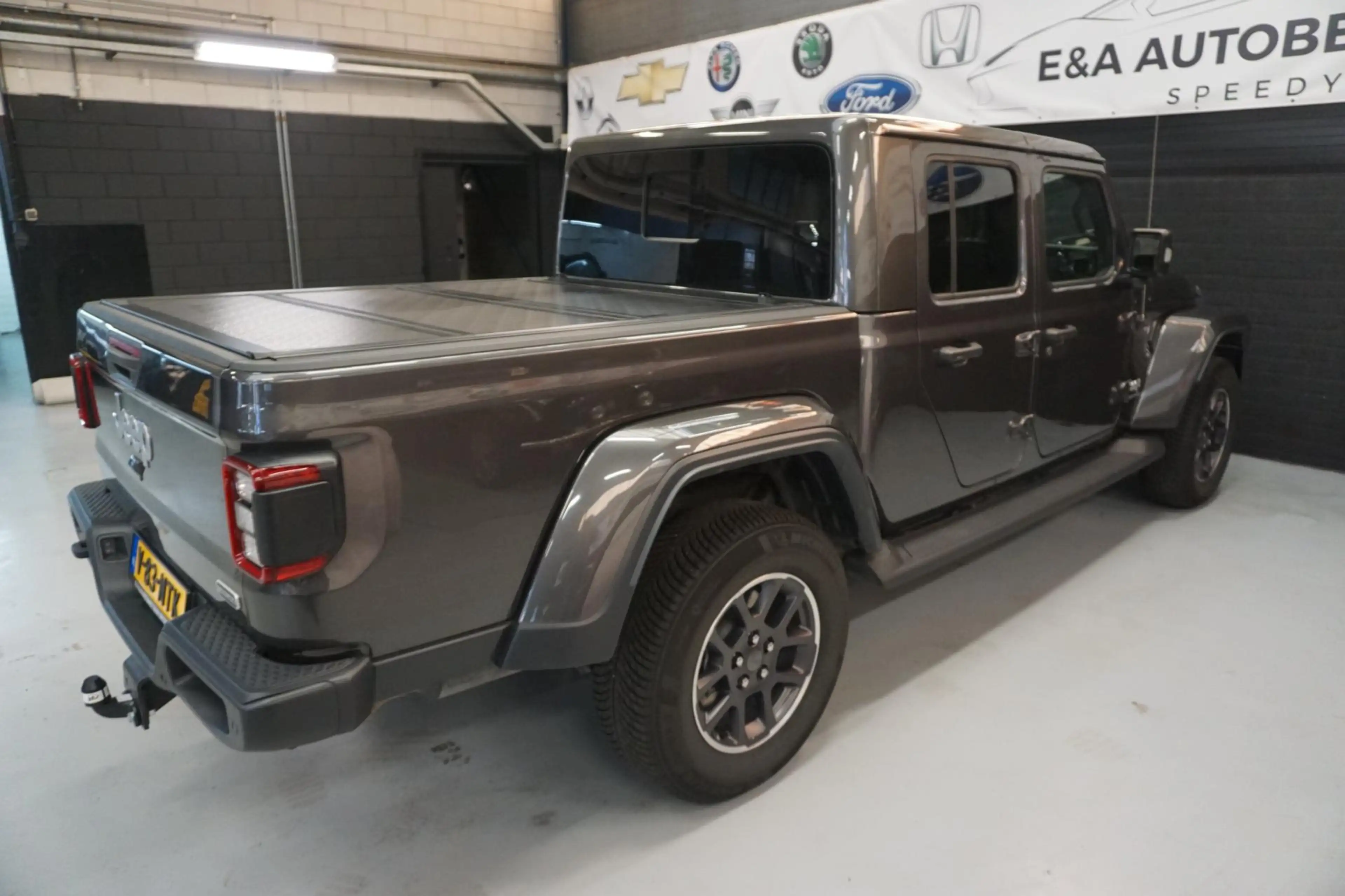 Jeep Gladiator 3.0 V6 GRIJS KENTEKEN CABRIO /CAMERA / NAVI — photo 7