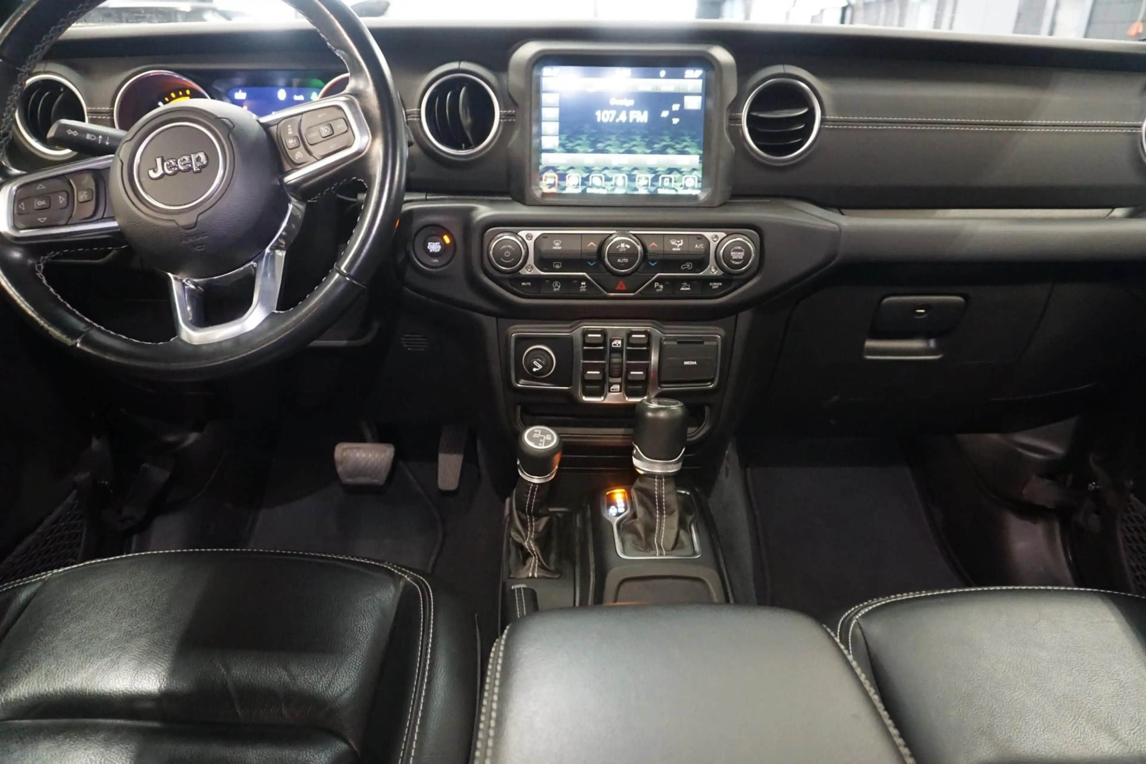 Jeep Gladiator 3.0 V6 GRIJS KENTEKEN CABRIO /CAMERA / NAVI — photo 3