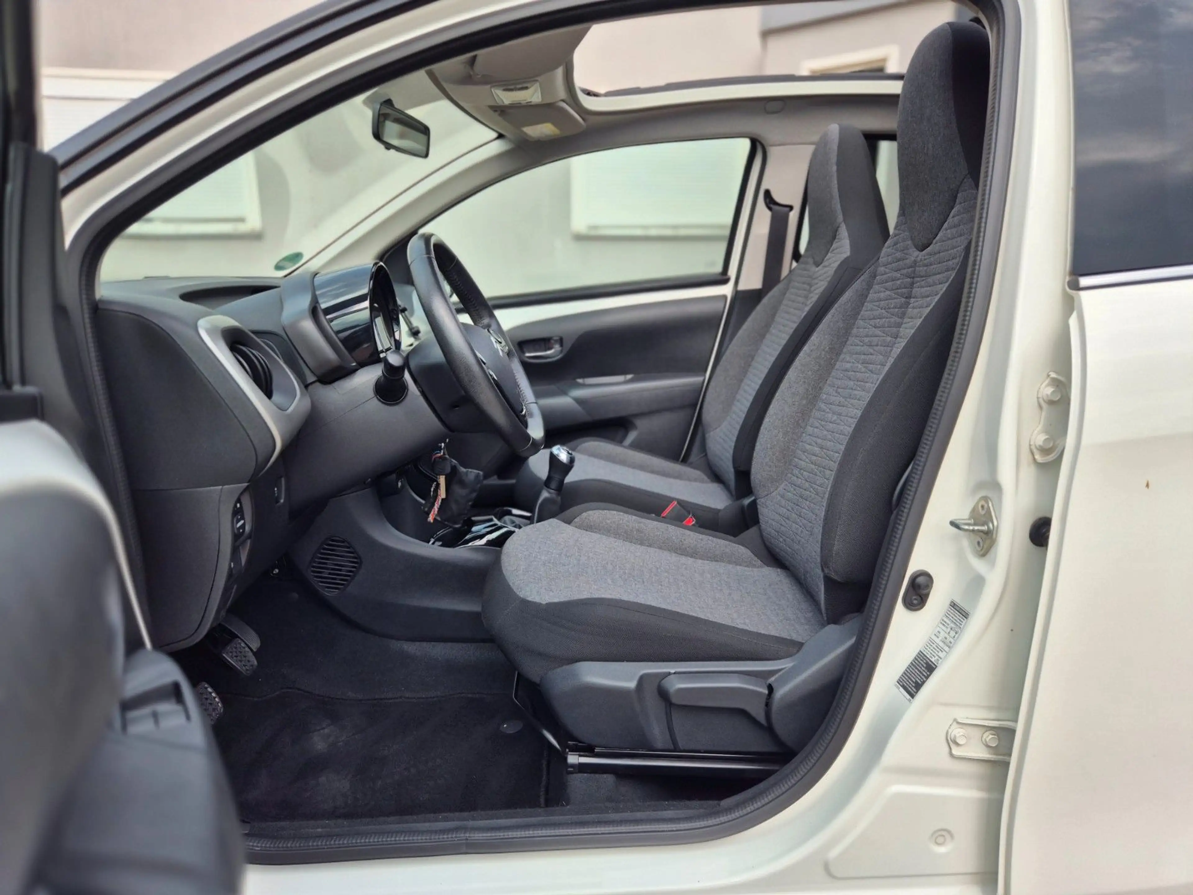 Citroen C1 Airscape Shine Klima Bluetooth Faltdach — photo 12