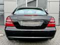 Mercedes-Benz E 320 Avantgarde Bi-Xenon/SHZ/Tempomat/Leder/Scheckh. Negro - thumbnail 4