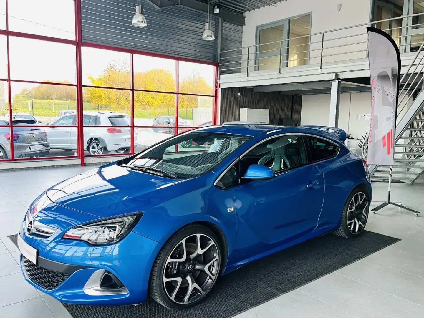 Opel Astra GTC OPC 2,0 TURBO 280 PACK PERFORMANCE HIFI INFINITY GPS CAMERA APPLE CAR PLAY SIEGES RECARO P Blauw - 1