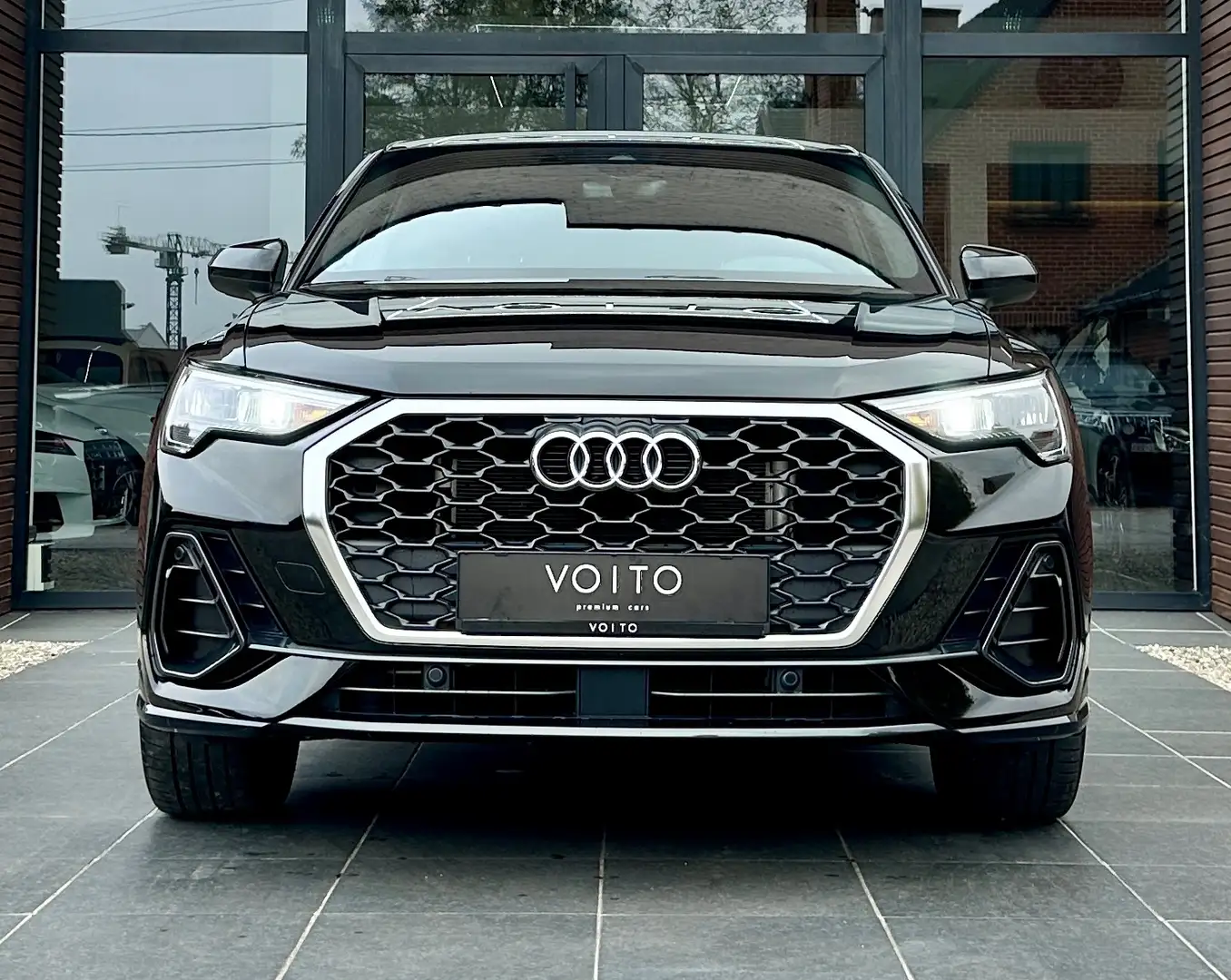 Audi Q3 45TFSIe Sportback LEDER/CAM/AMBI/KEYLESS/VIRTUAL Negro - 2