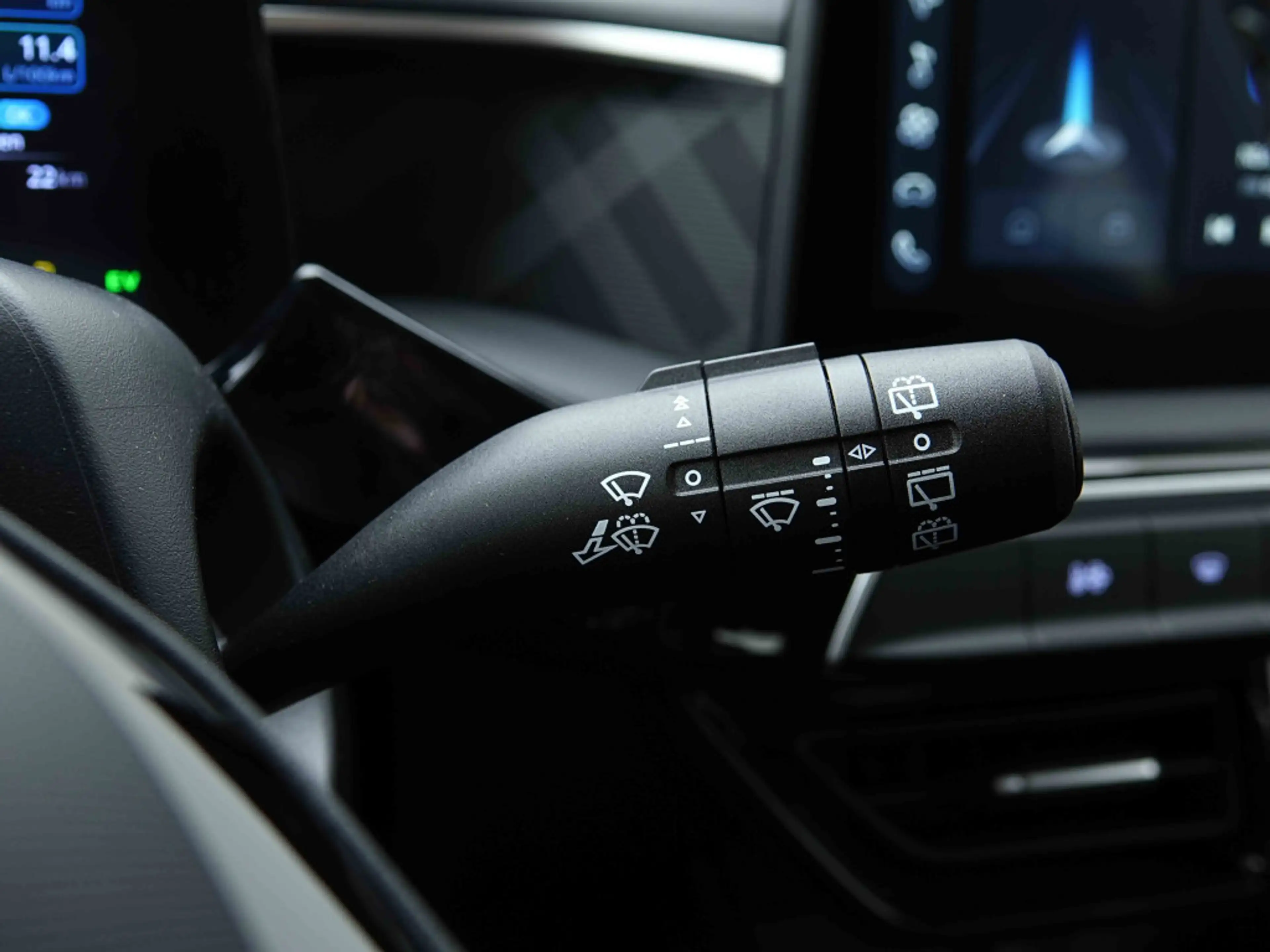 MG ZS Hybrid+ 194 AUT Standard | Cam | Carplay | MG Pilot | MG iSmart | LED — photo 14
