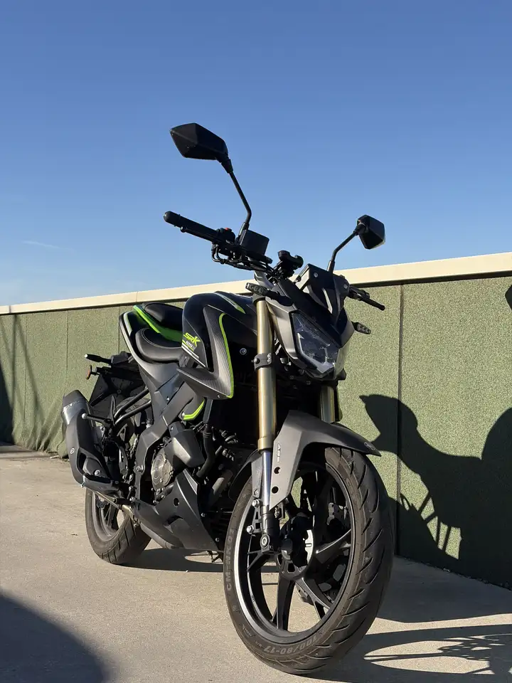 QJ Motor SRK 125 S