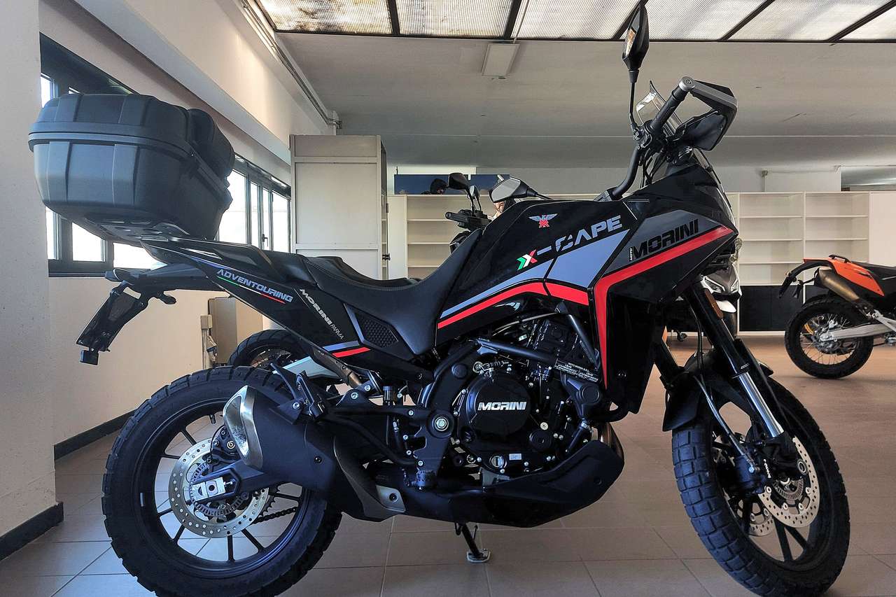 Moto Morini X-Cape 650