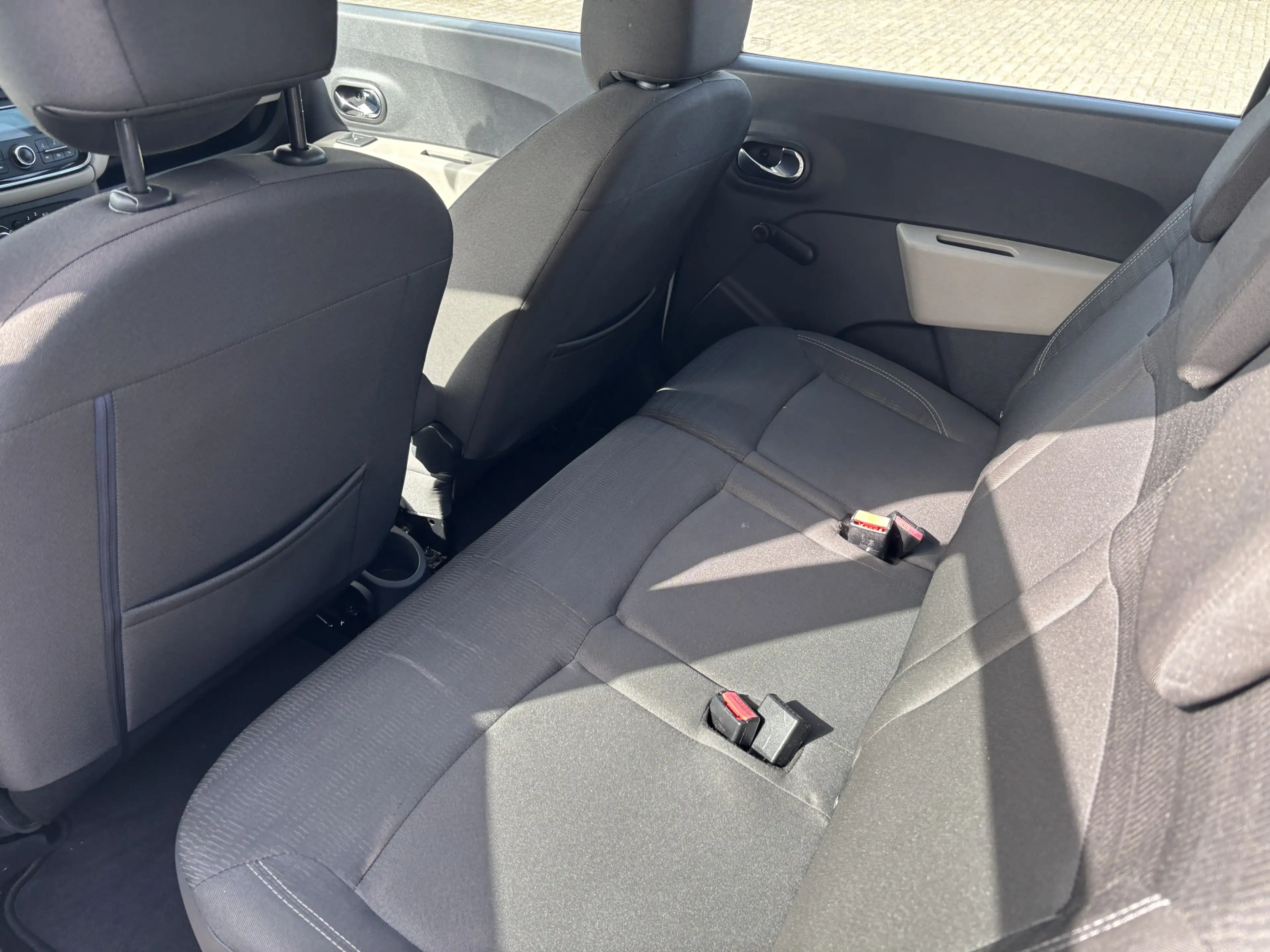 Dacia Lodgy 1.2 TCe Ambiance Airco / Audio / LM-Velgen — photo 14