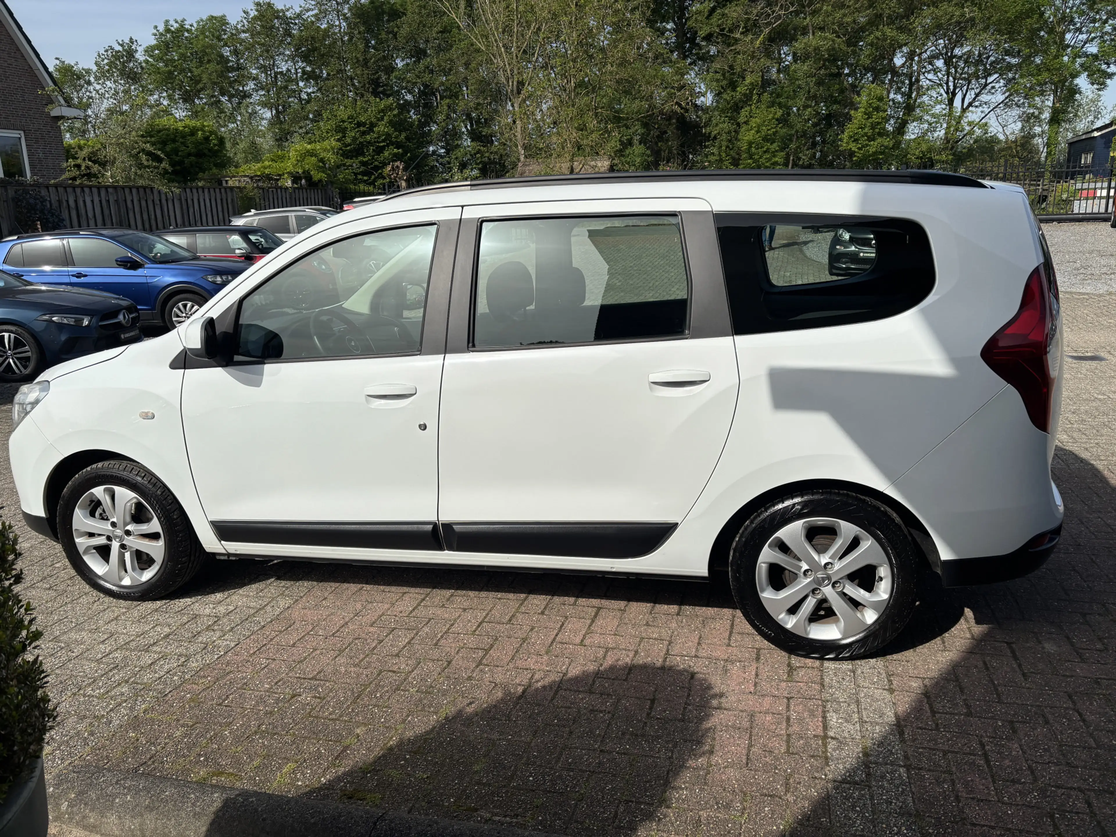 Dacia Lodgy 1.2 TCe Ambiance Airco / Audio / LM-Velgen — photo 12