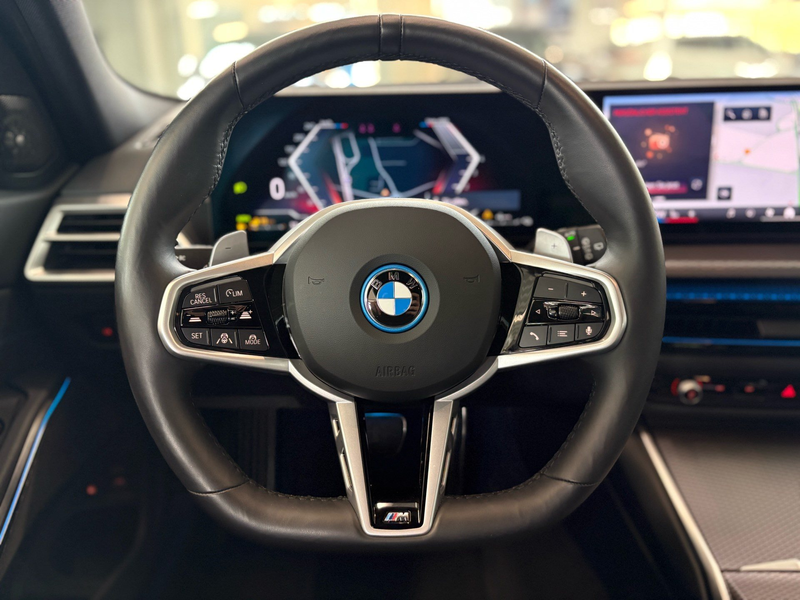 BMW 330 e Touring M Sport HuD H/K 360° Standhzg. AHK — photo 9