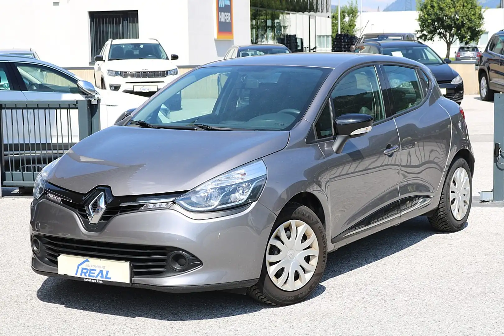 Renault Clio Expression 1,2 16V 75 Euro 6 Grau - 1