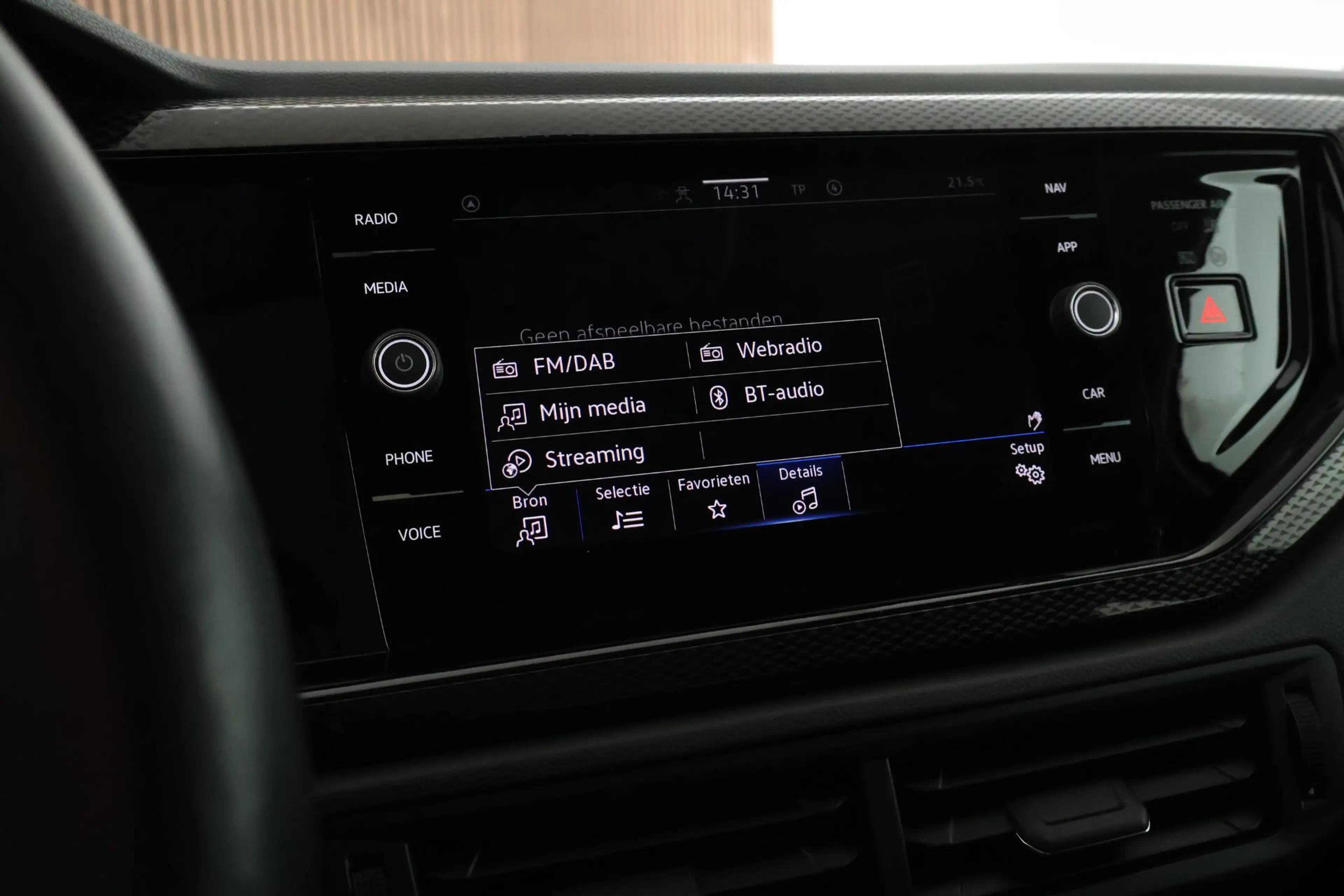 Volkswagen Polo 1.0 TSI 95pk Life Stoelverwarming Virtual Cockpit — photo 25
